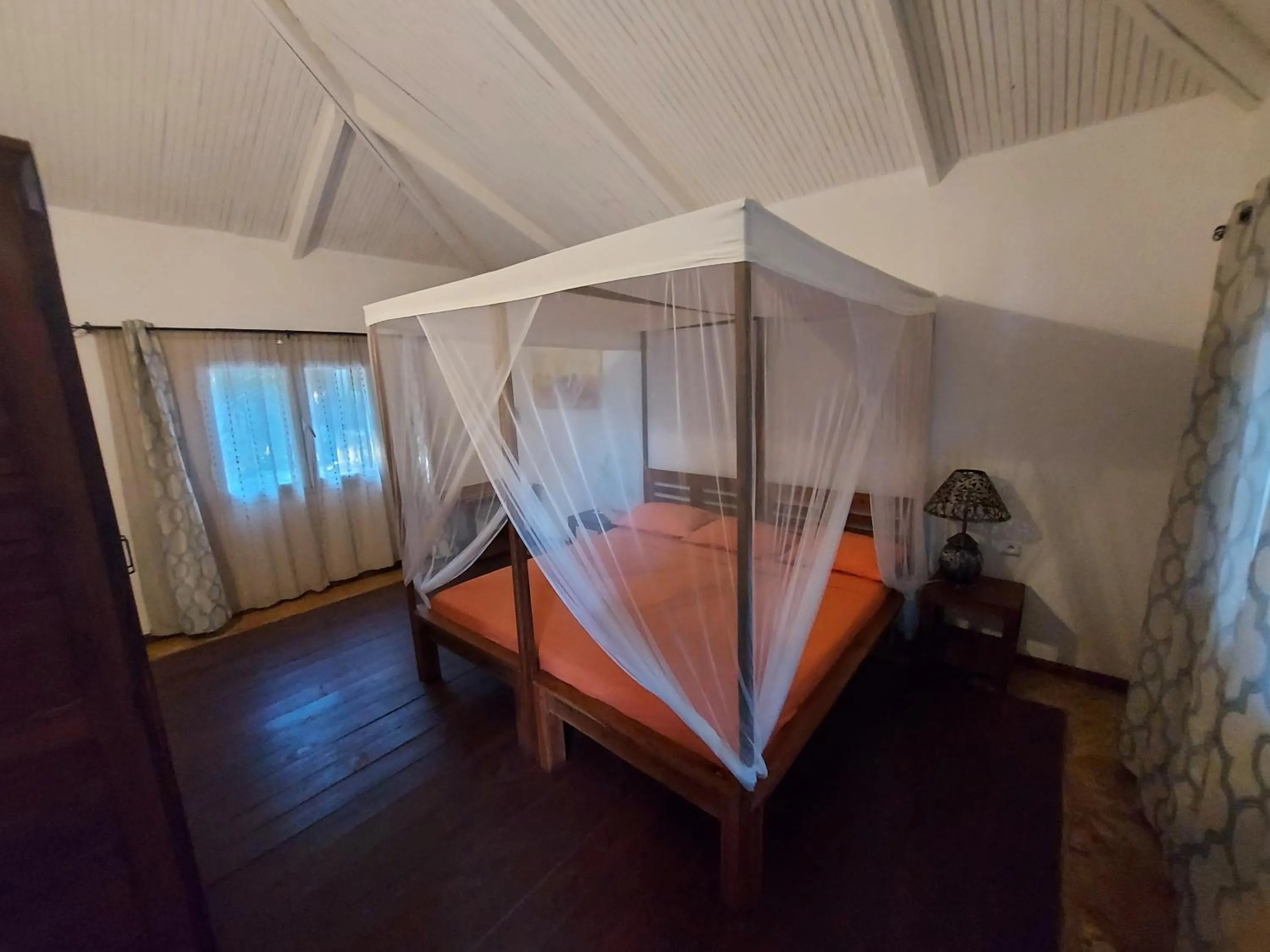 Bed in La Bella Donna