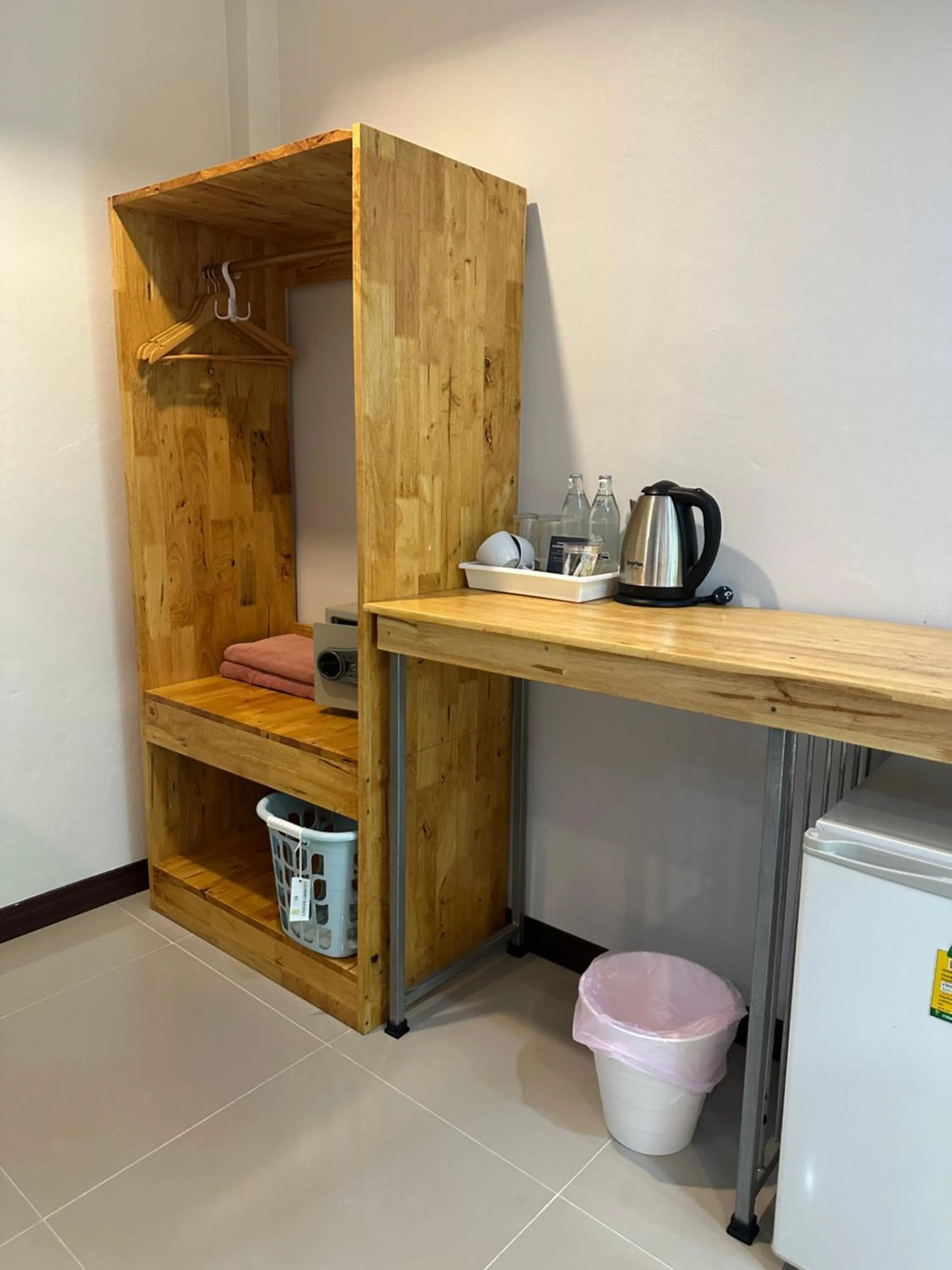 Coffee/tea facilities in CheeVa Beach Resort