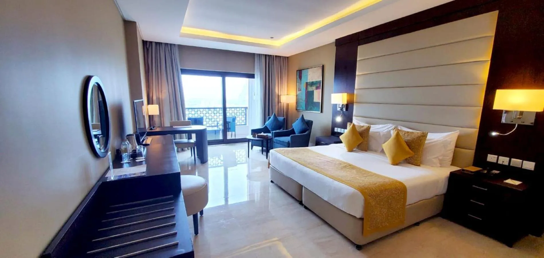 Bedroom, Bed in Al Bahar Hotel & Resort