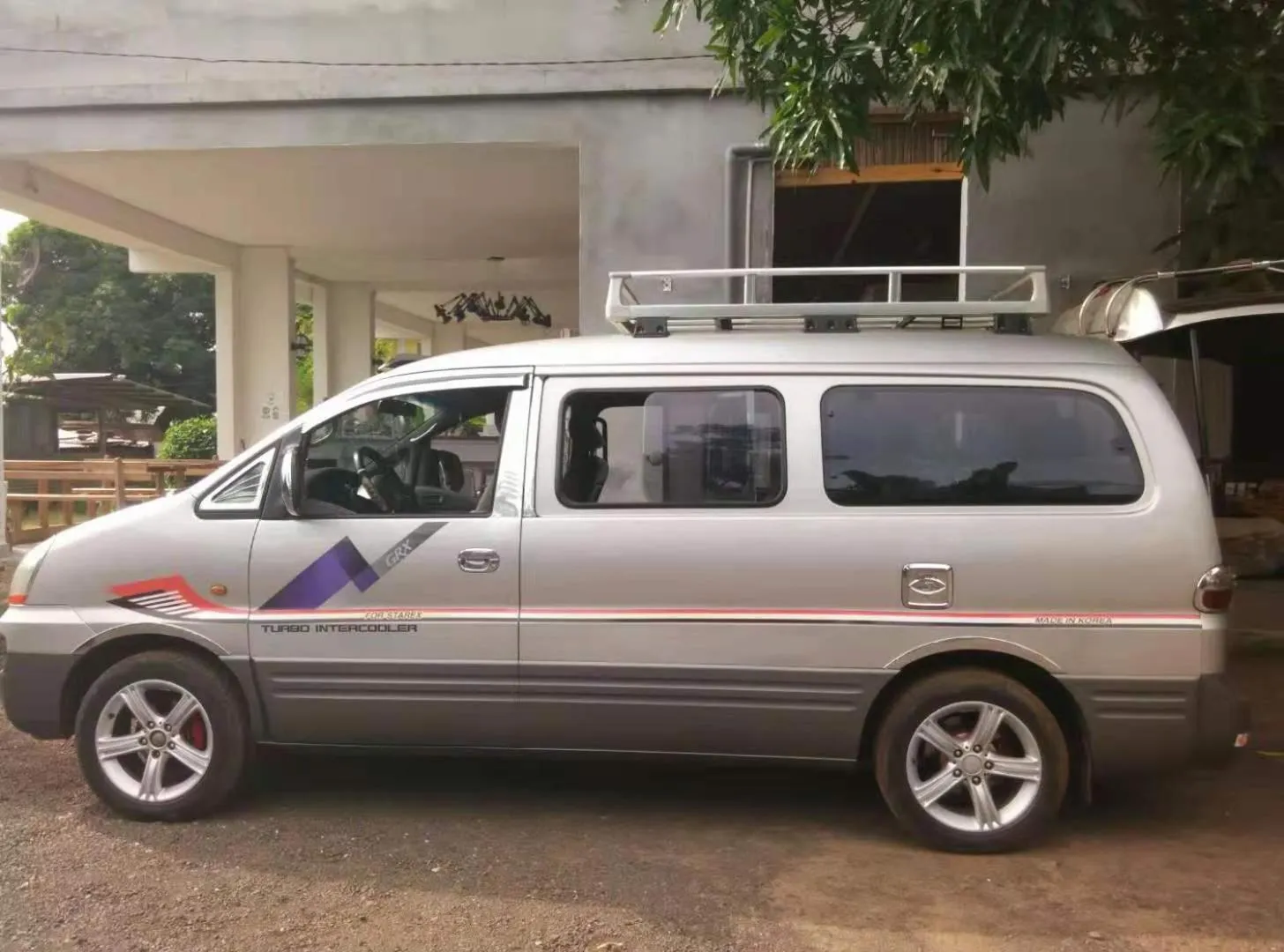 Property building in Hôtel Ambatoloaka