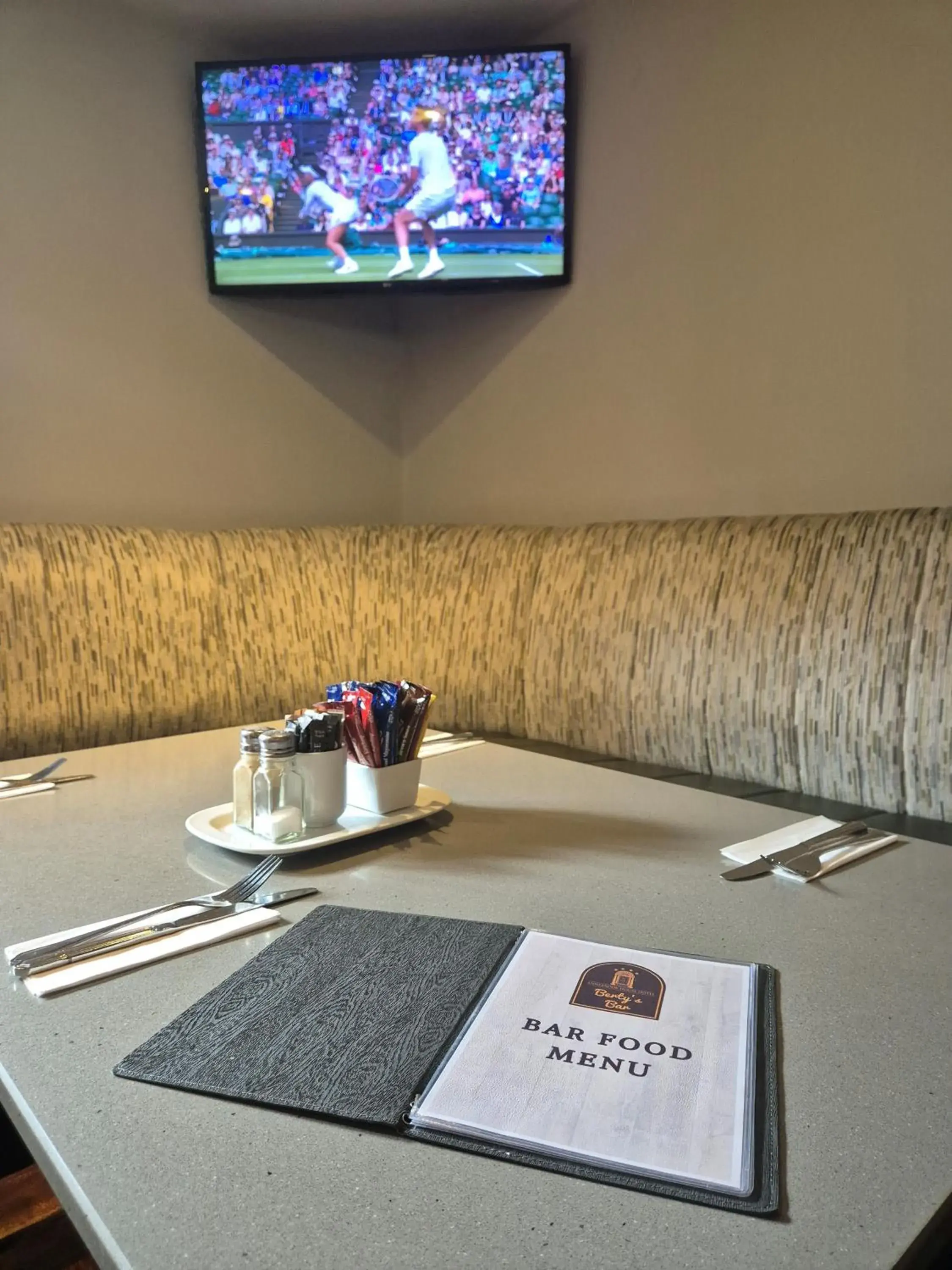 Lounge or bar in Annebrook House Hotel Lounge or bar in Annebrook House Hotel