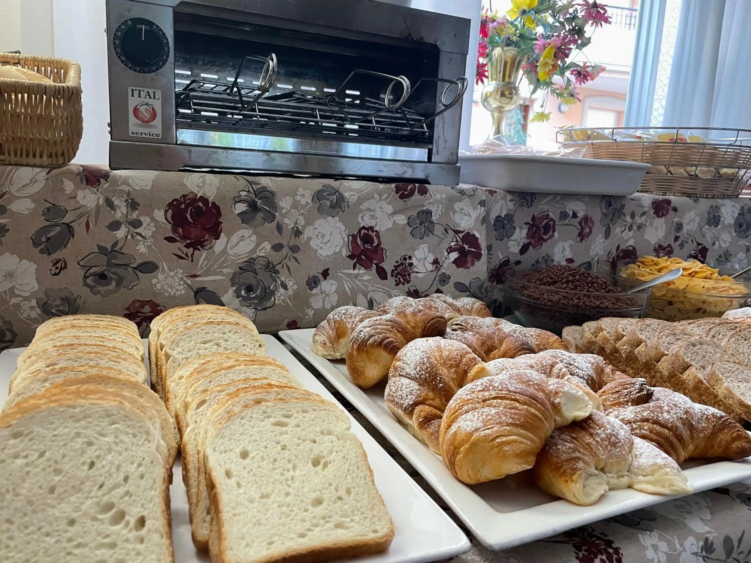 Breakfast in Hotel Picador