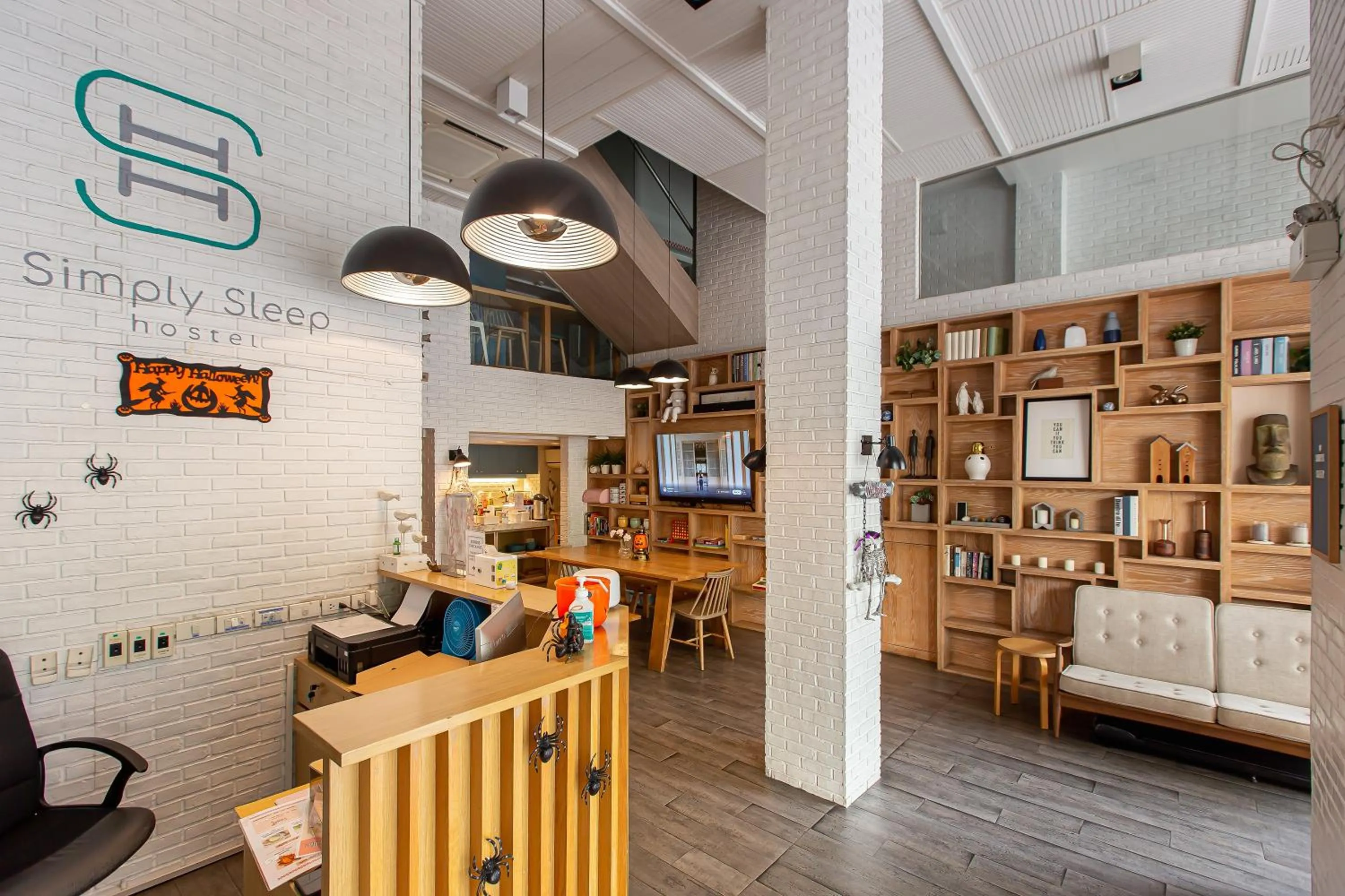 Lobby or reception in Simply Sleep Hostel