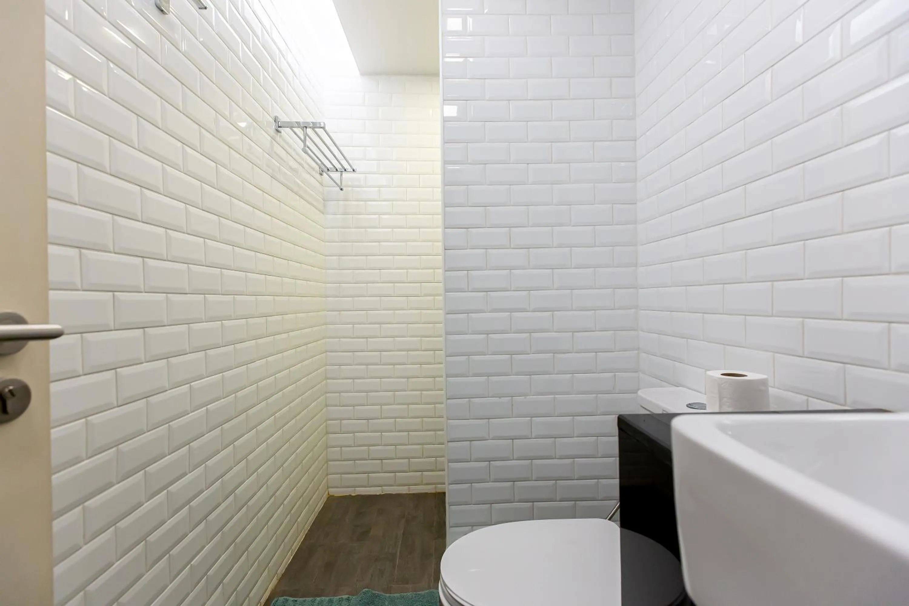 Bathroom in Simply Sleep Hostel