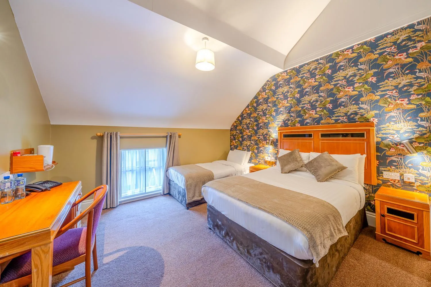 Bed in The Gateway Hotel