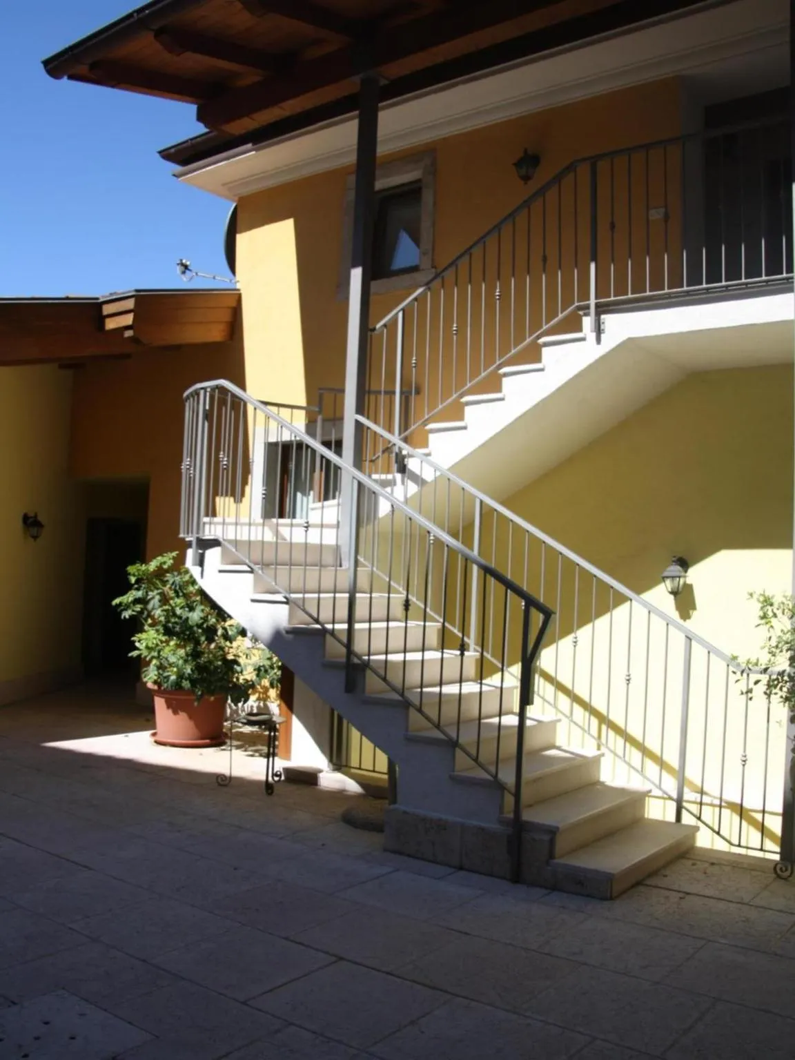 Patio in Appartamenti Gardastivo