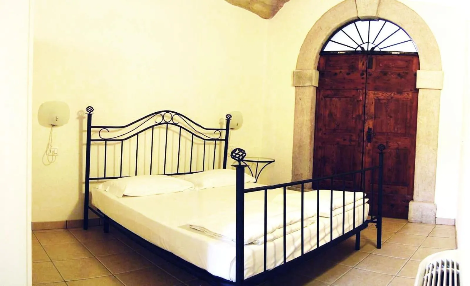 Bed in Appartamenti Gardastivo