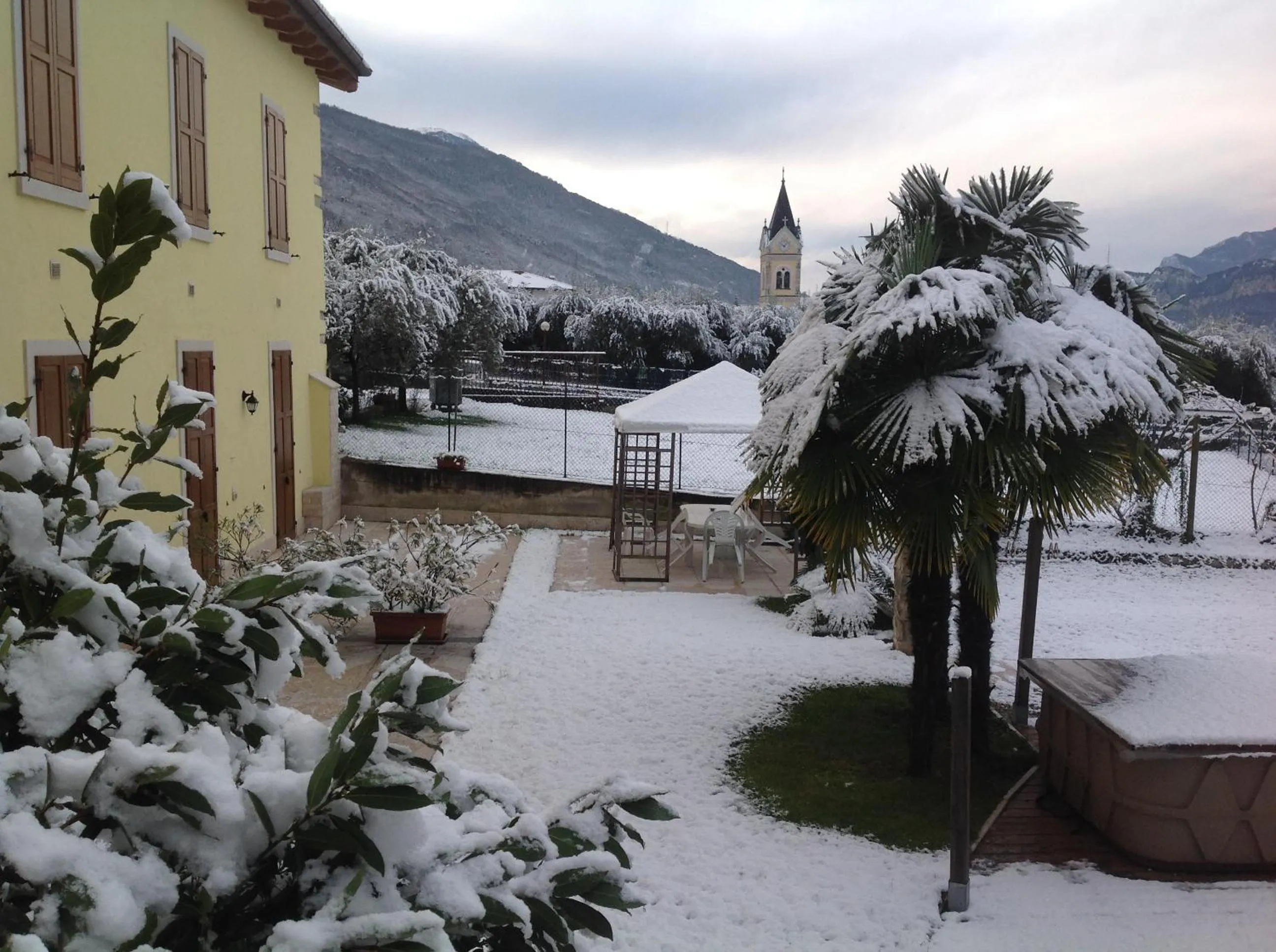 Garden in Appartamenti Gardastivo