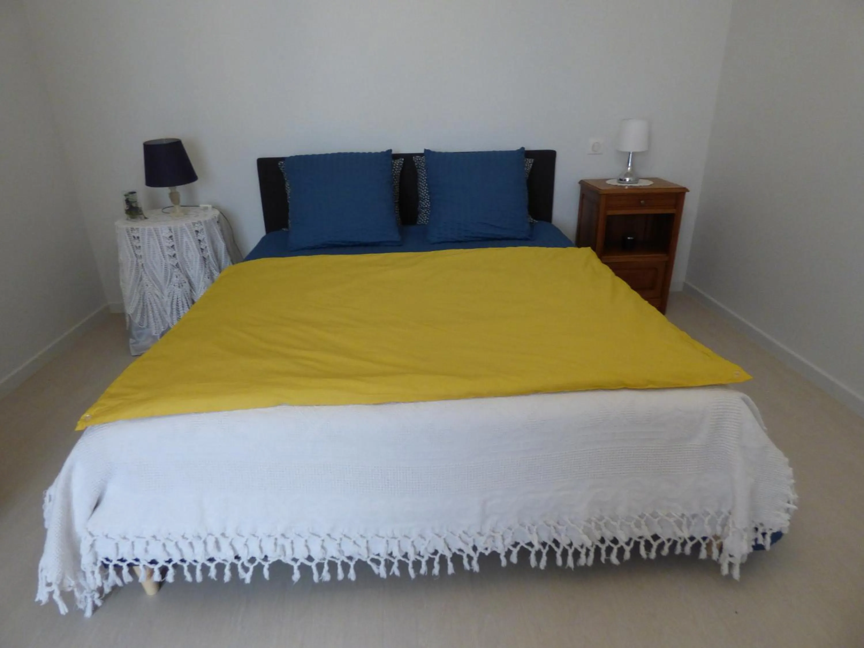 Bed in Chambres d'Hôtes Vignes et Loire