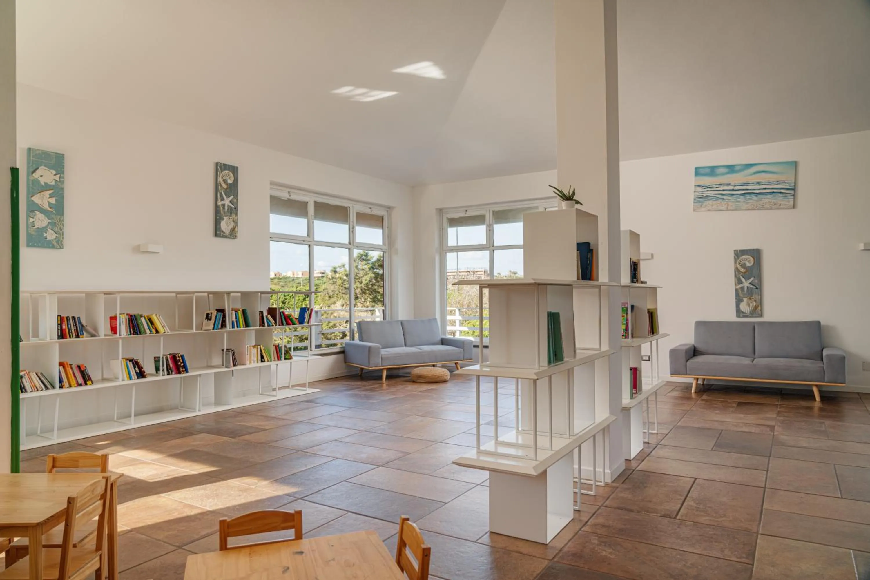 Communal lounge/ TV room in Club Esse Sporting