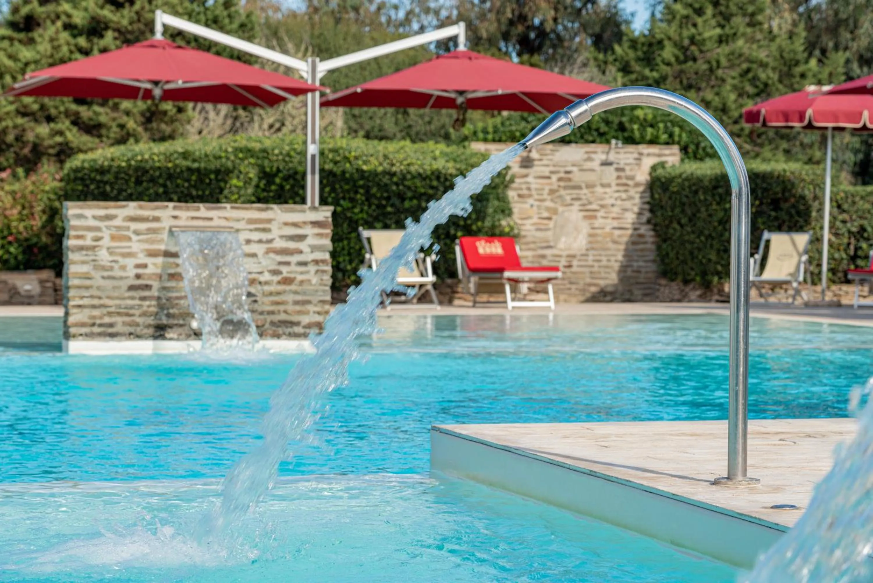 Swimming pool in Club Esse Sporting