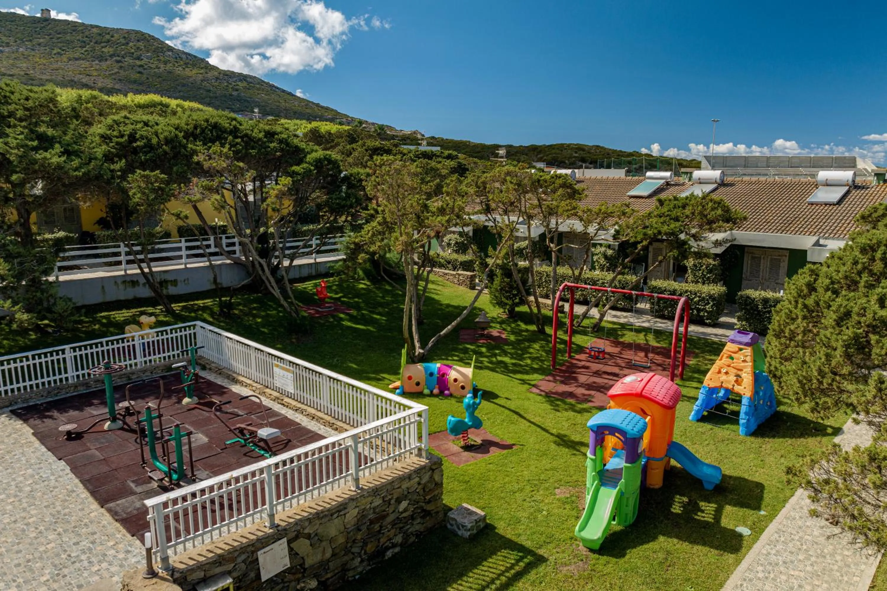 Children play ground in Club Esse Sporting