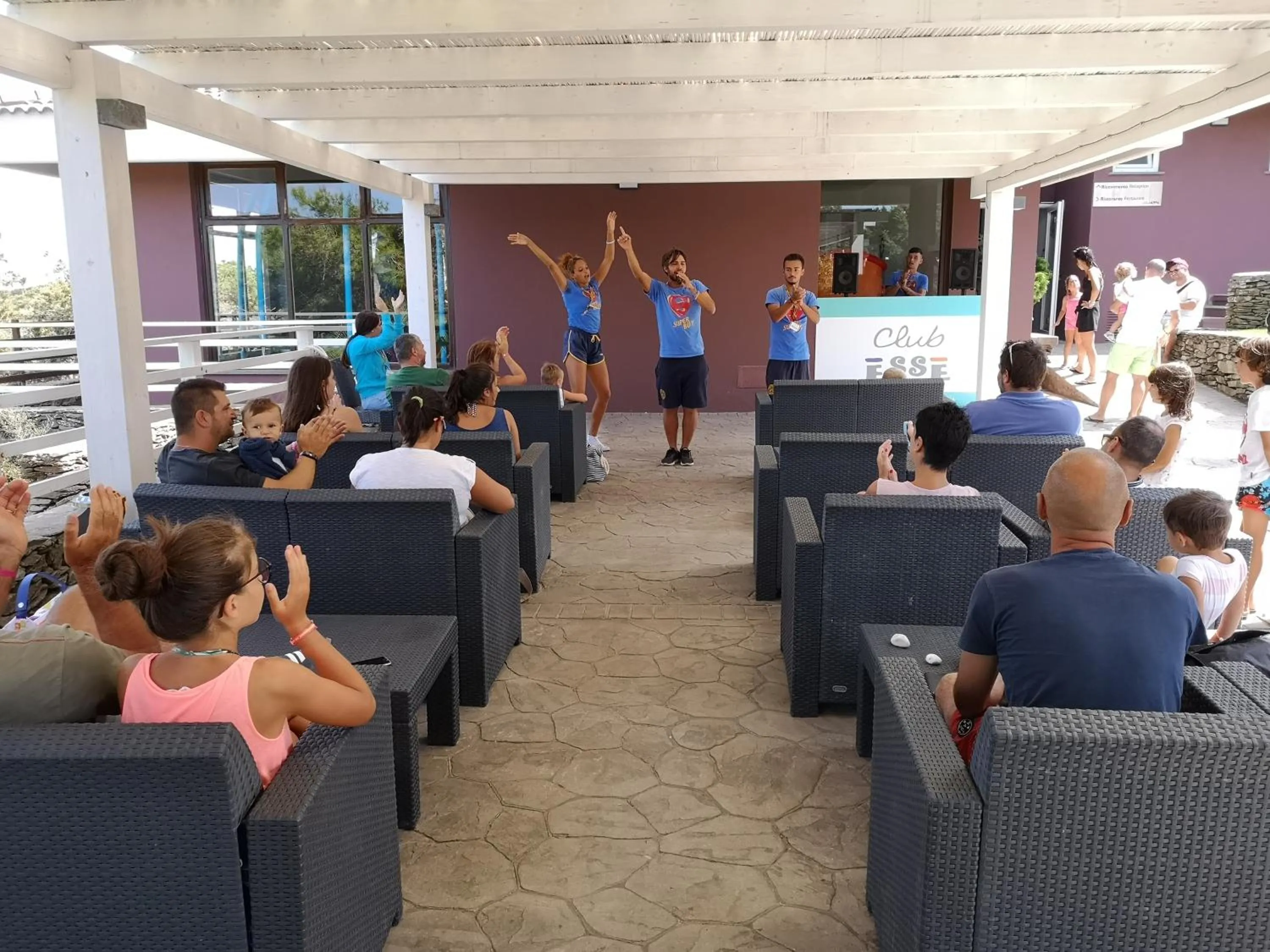 Entertainment in Club Esse Sporting