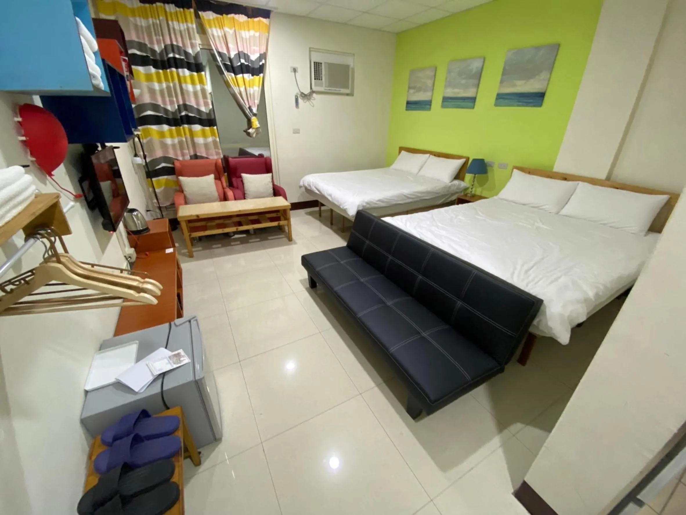 Quadruple Room with Private Bathroom - single occupancy in Luyu Homestay