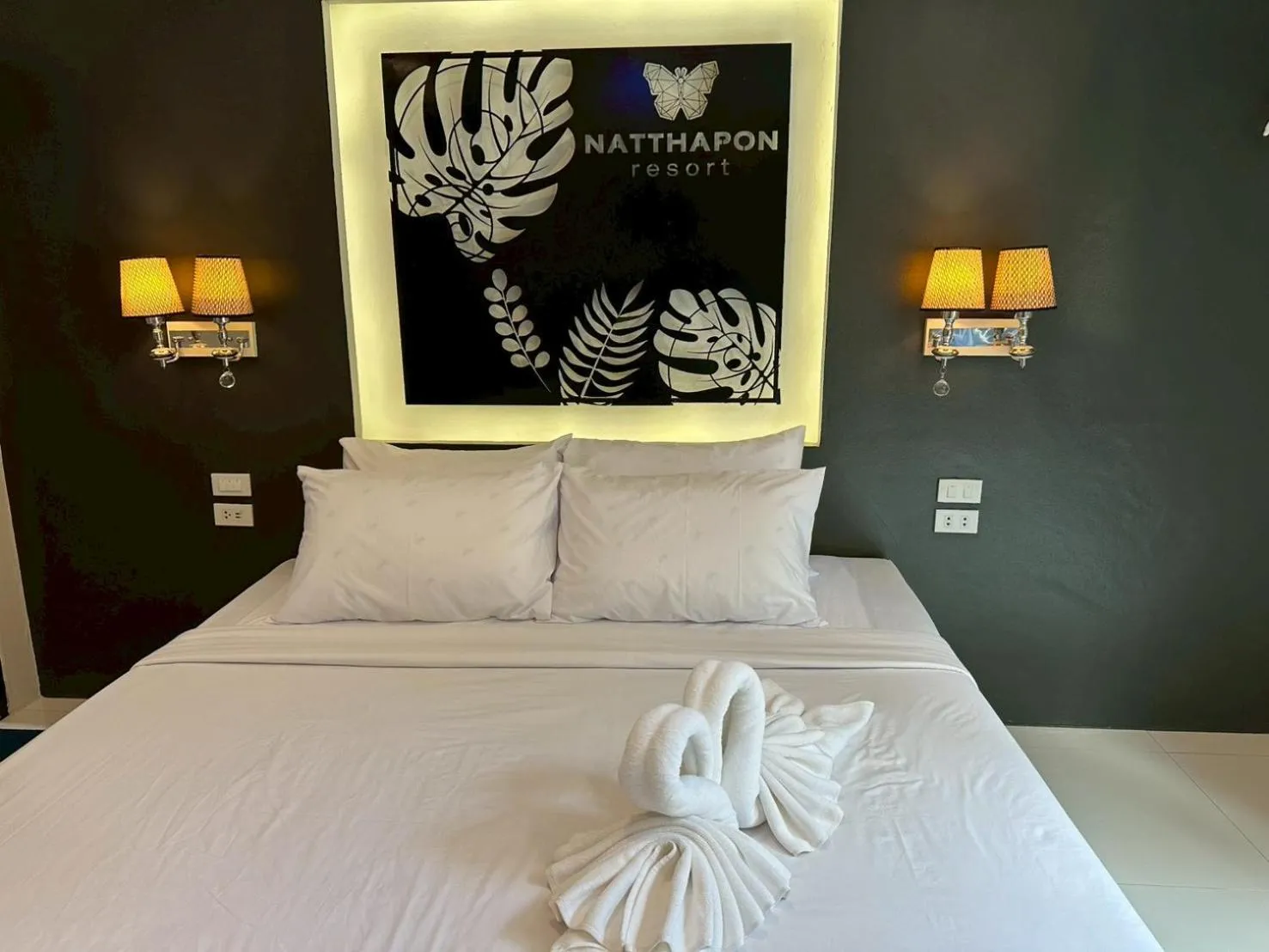 Bed in Natthapon Resort Kaeng Kachan