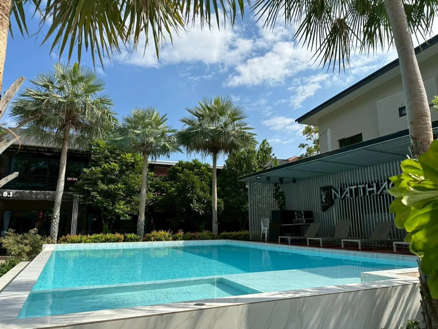 Swimming pool in Natthapon Resort Kaeng Kachan