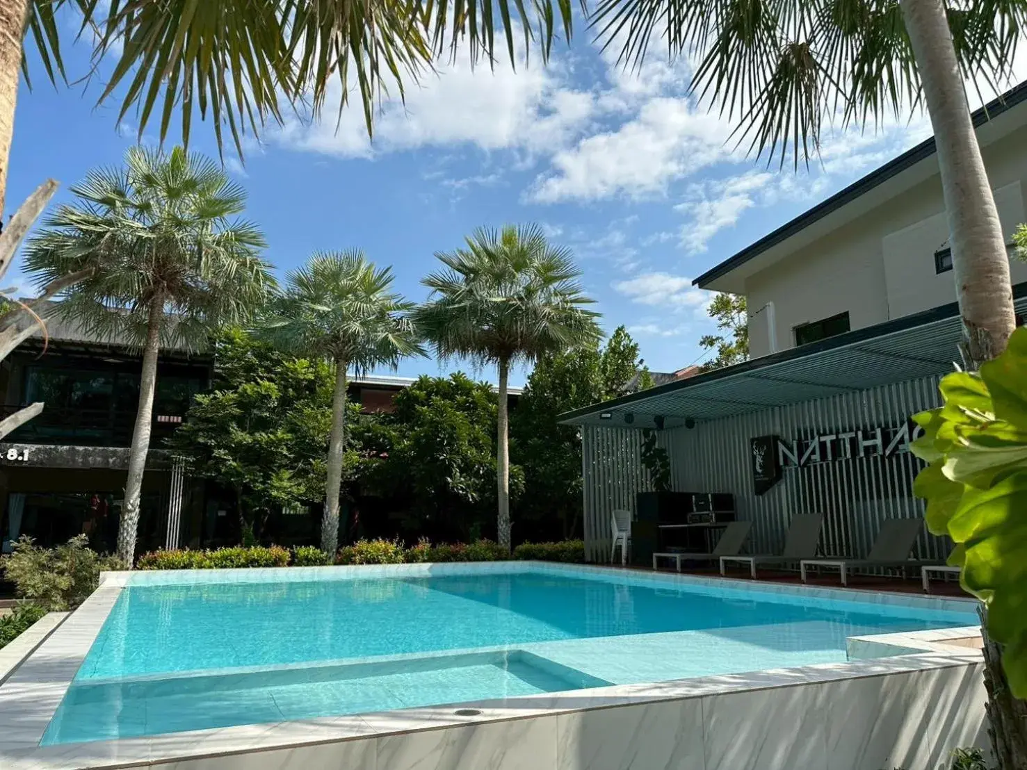 Swimming pool in Natthapon Resort Kaeng Kachan Swimming pool in Natthapon Resort Kaeng Kachan