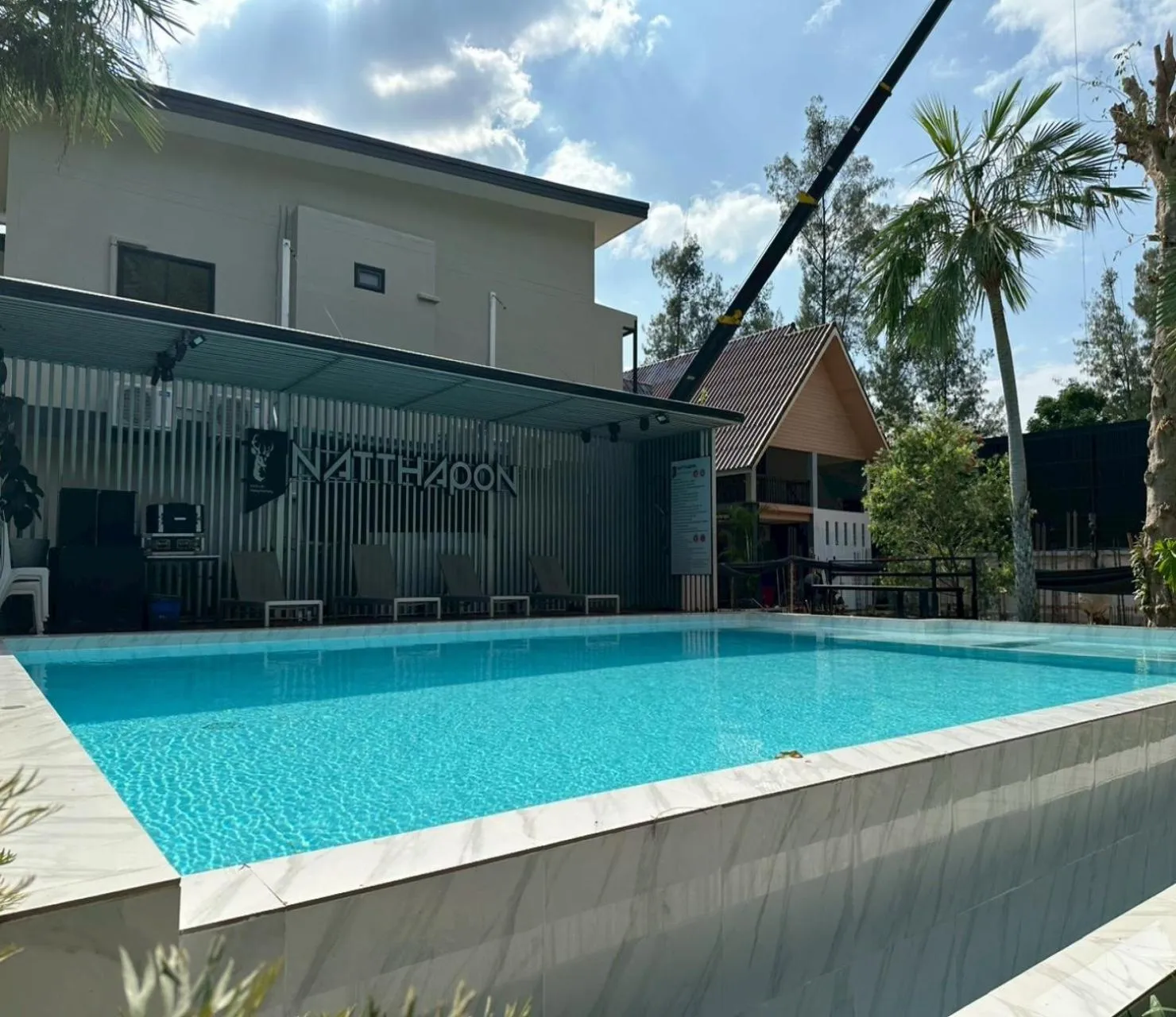 Swimming pool in Natthapon Resort Kaeng Kachan