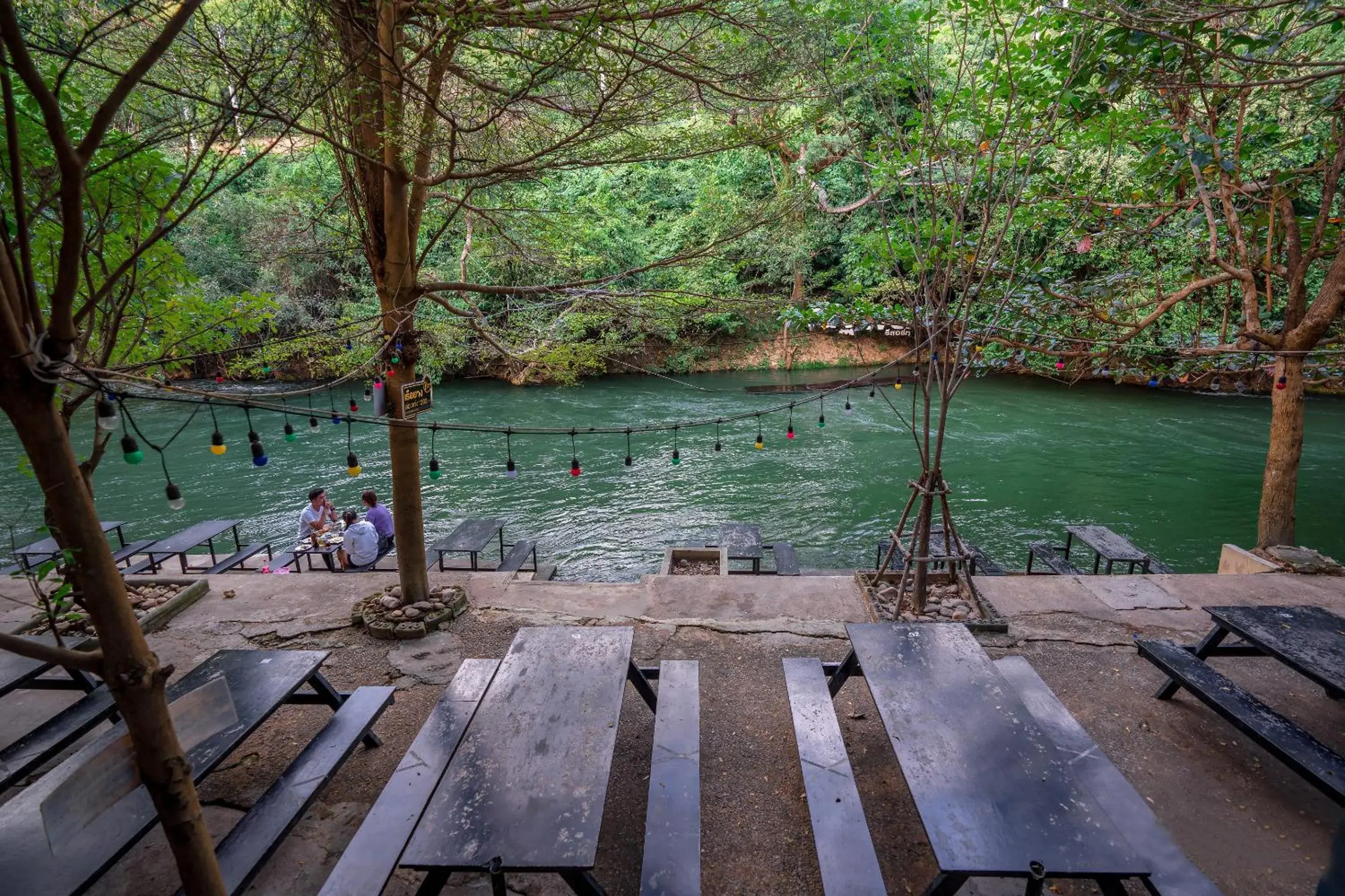 Restaurant/places to eat in Natthapon Resort Kaeng Kachan Restaurant/places to eat in Natthapon Resort Kaeng Kachan