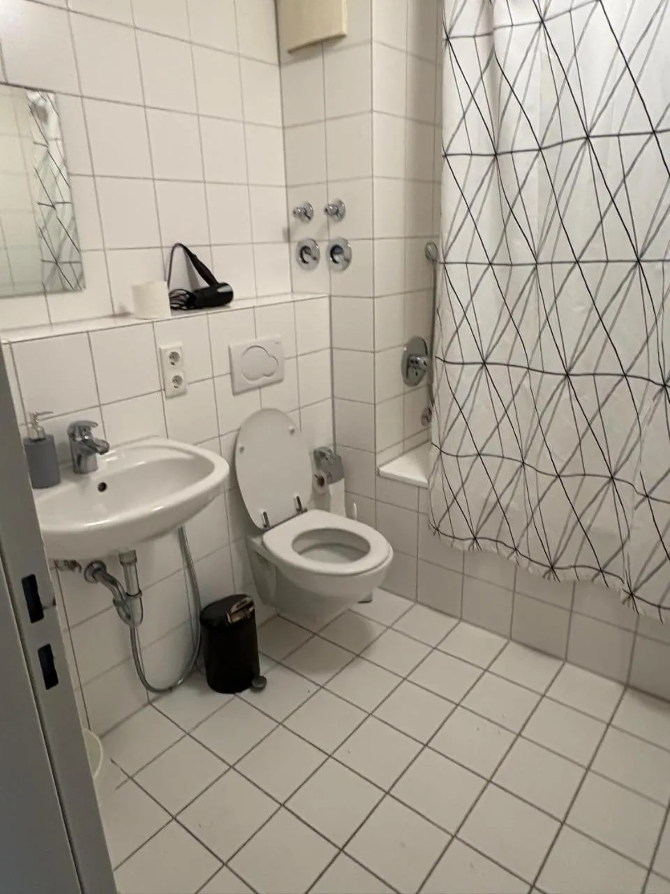 Bathroom in Baynunah Suites Aparthotel