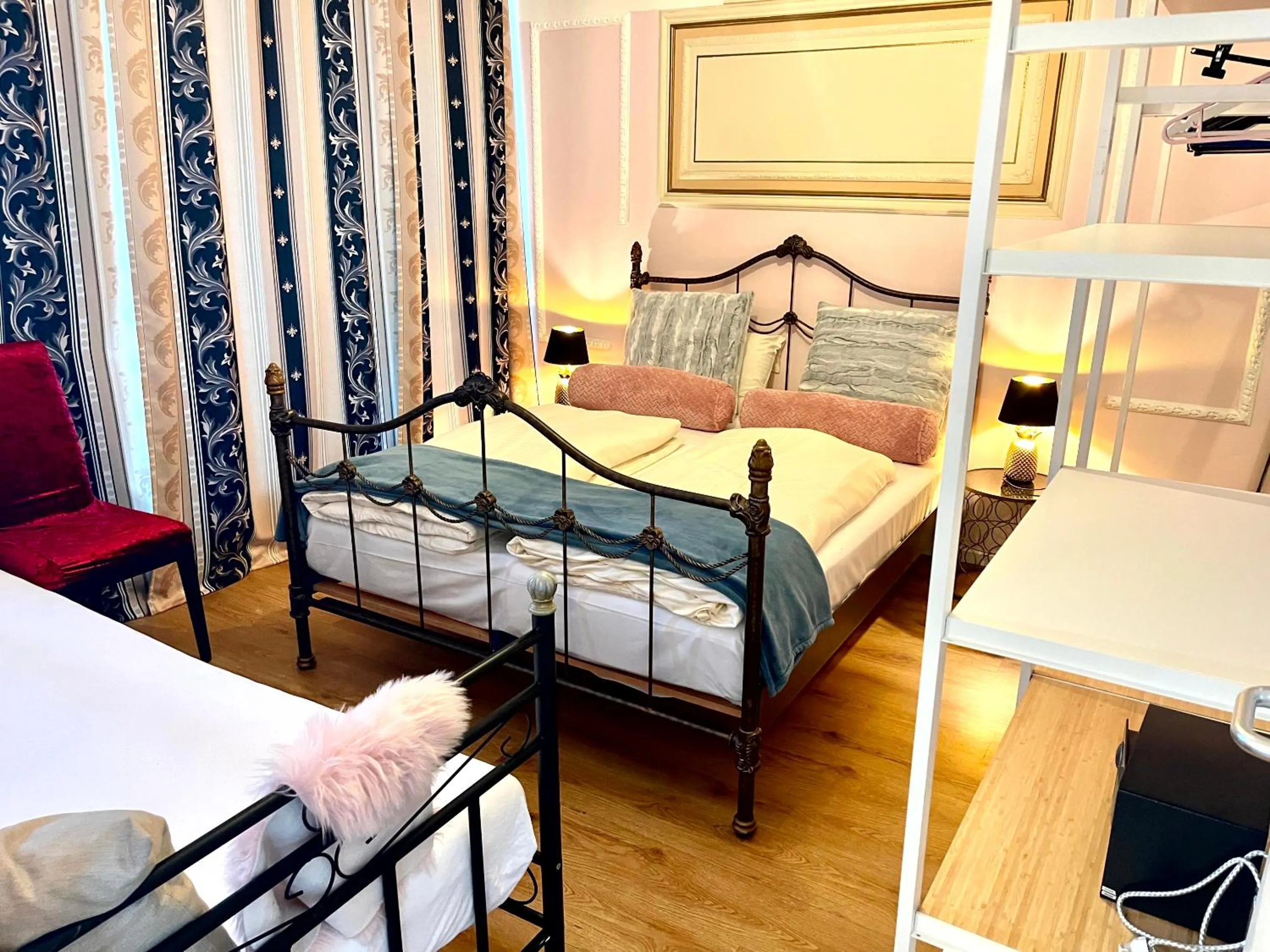 Bedroom, Bed in Baynunah Suites Aparthotel