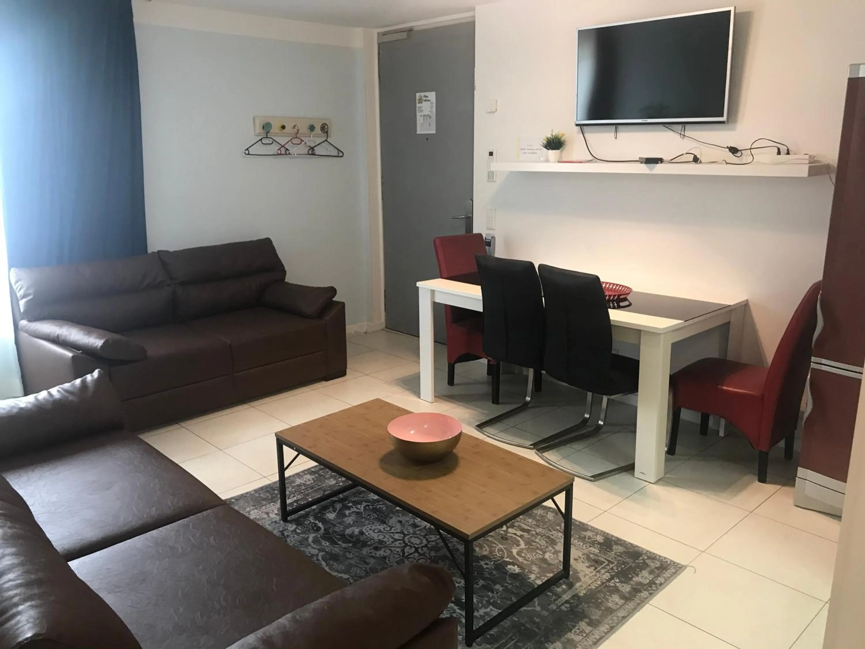 Living room in Baynunah Suites Aparthotel