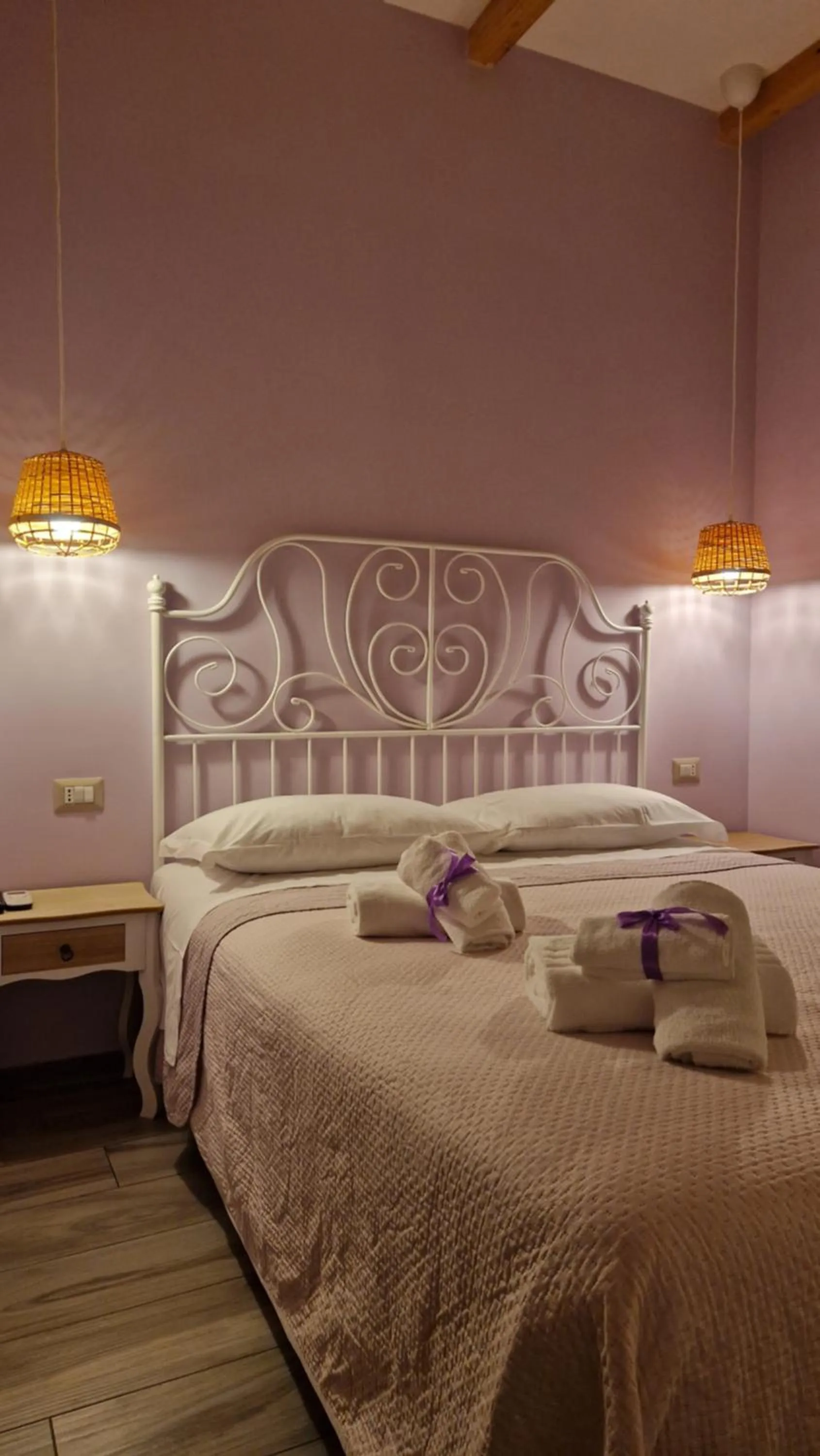 Photo of the whole room, Bed in Il Mare Di Roma Luxury