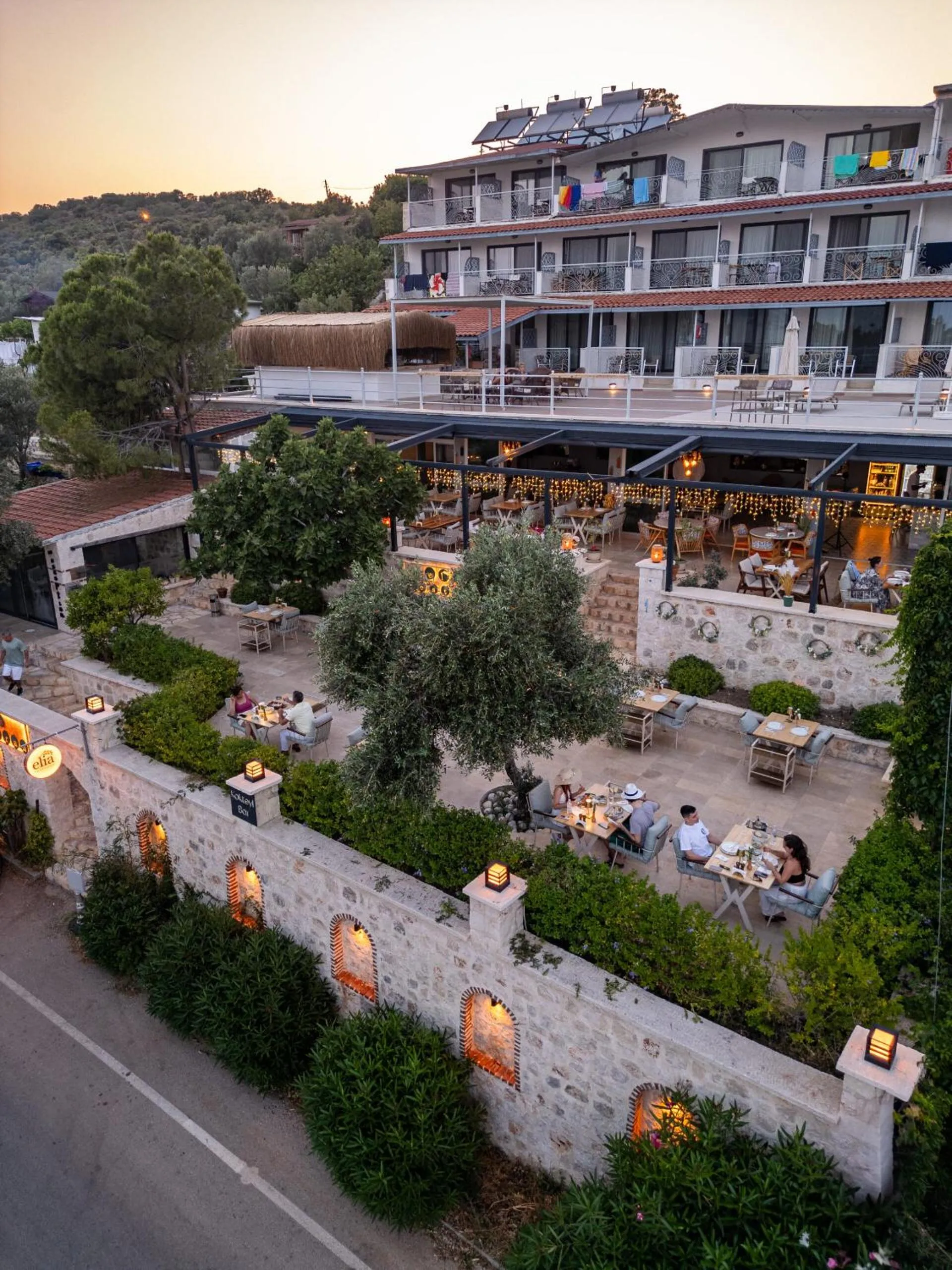 Property building in Hamarat Otel