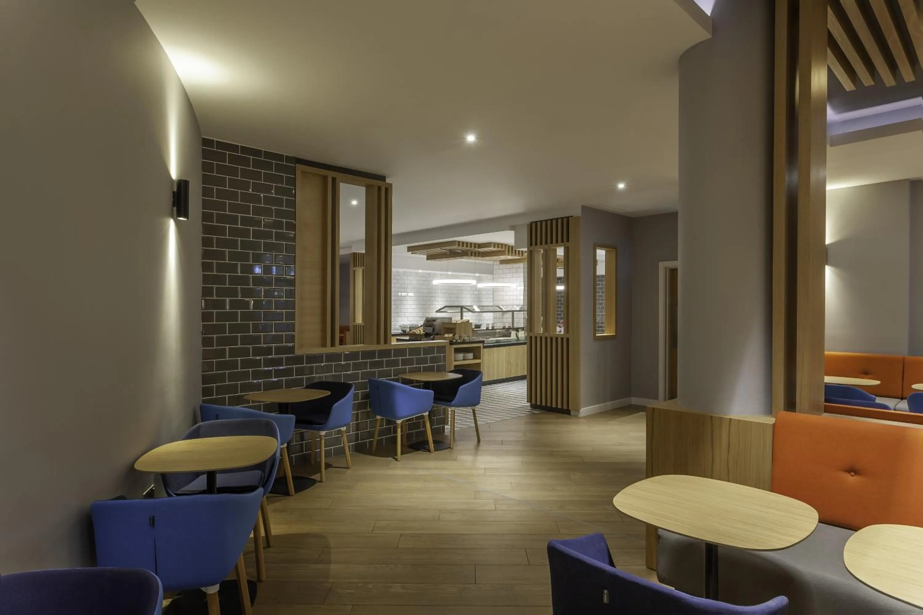 Restaurant/places to eat in Holiday Inn Express Dublin-Airport by IHG