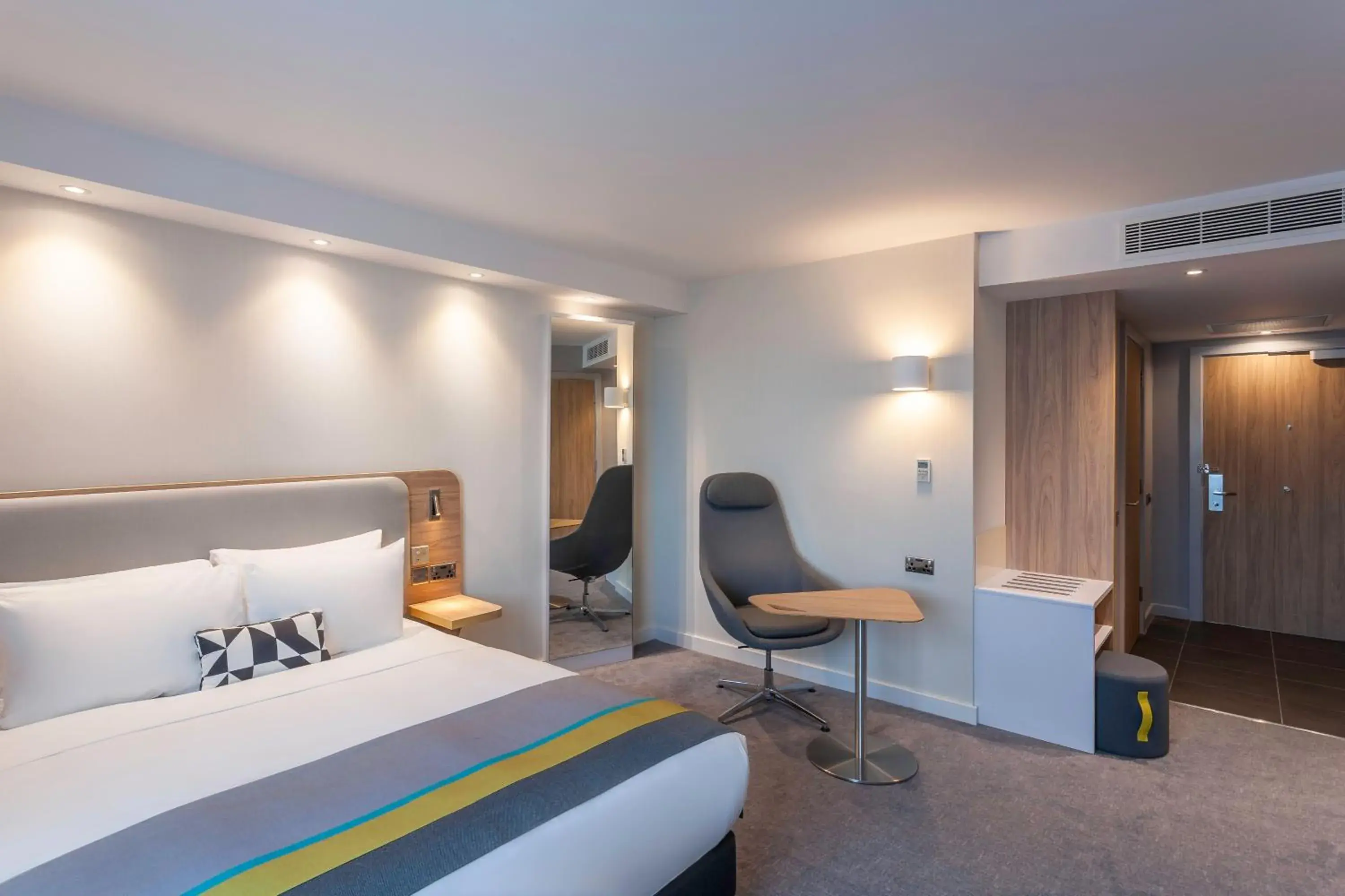 Photo of the whole room in Holiday Inn Express Dublin-Airport by IHG Photo of the whole room in Holiday Inn Express Dublin-Airport by IHG