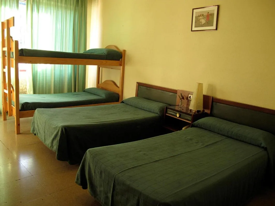 Photo of the whole room, Bed in Hotel Martinez