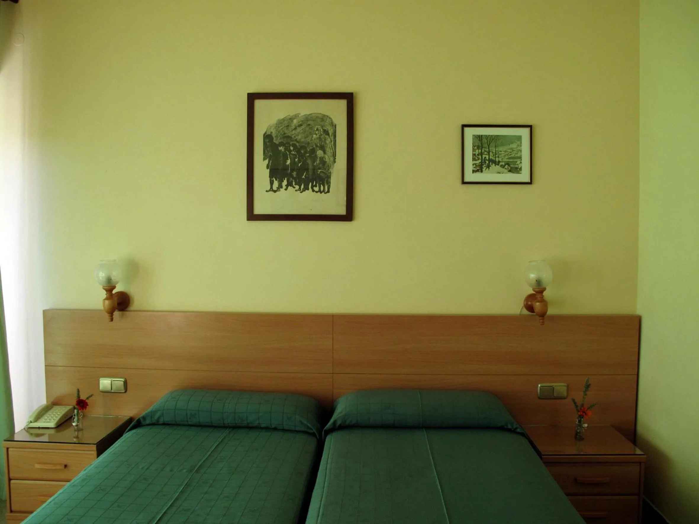 Photo of the whole room, Bed in Hotel Martinez