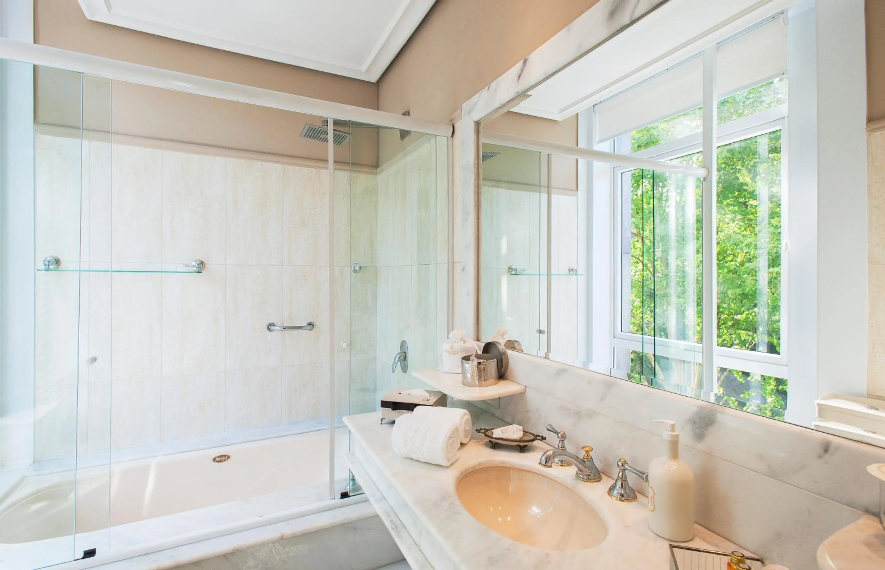 Shower in Castelo Saint Andrews