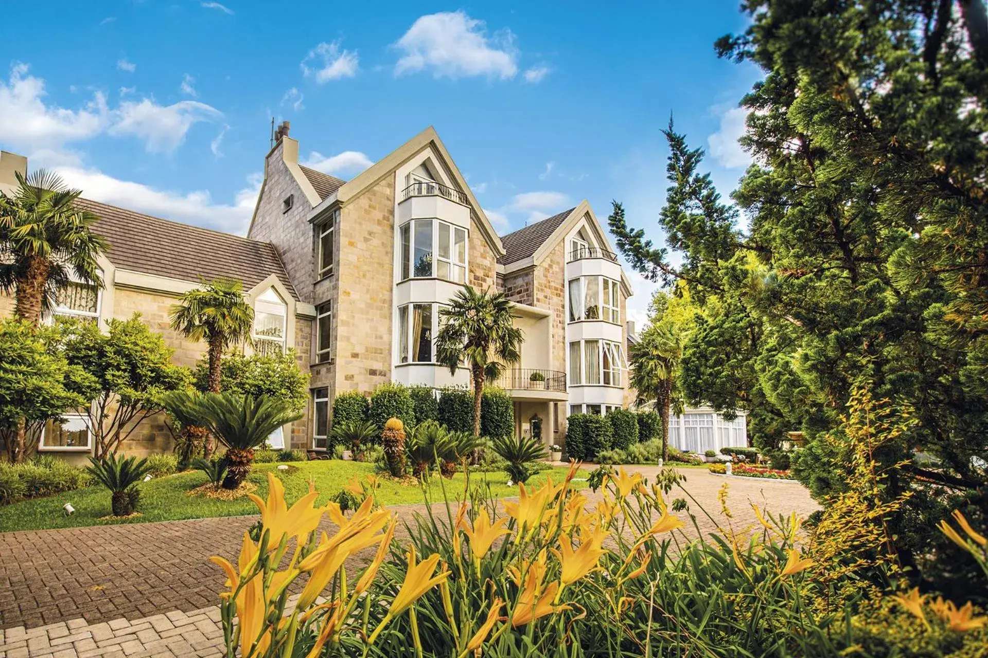 Property building in Castelo Saint Andrews Property building in Castelo Saint Andrews