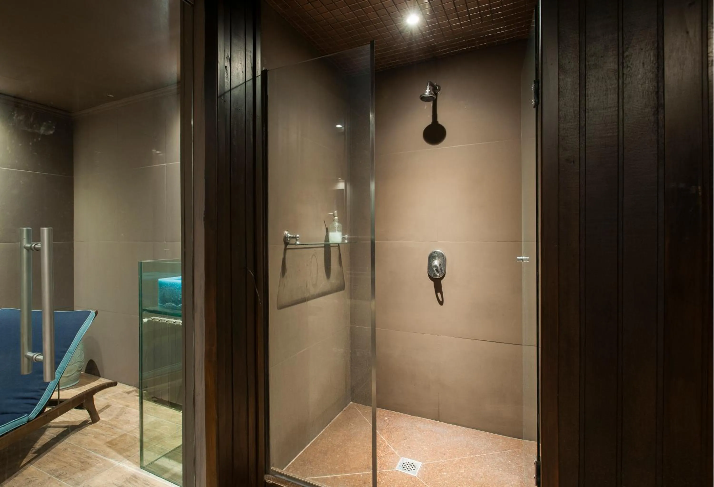 Shower in Castelo Saint Andrews