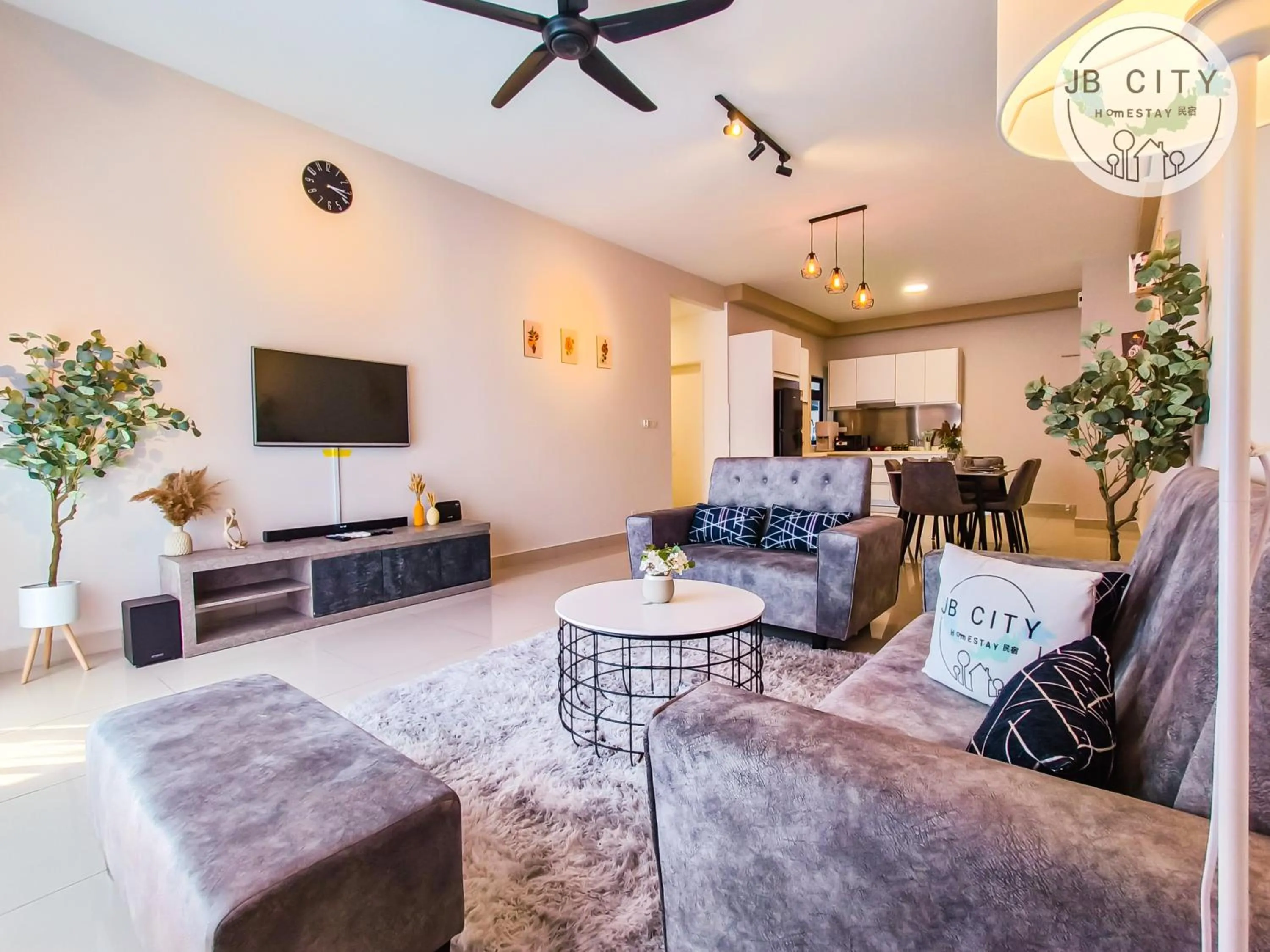 Two-Bedroom Apartment in Pangsapuri Meridian by RR JBcity