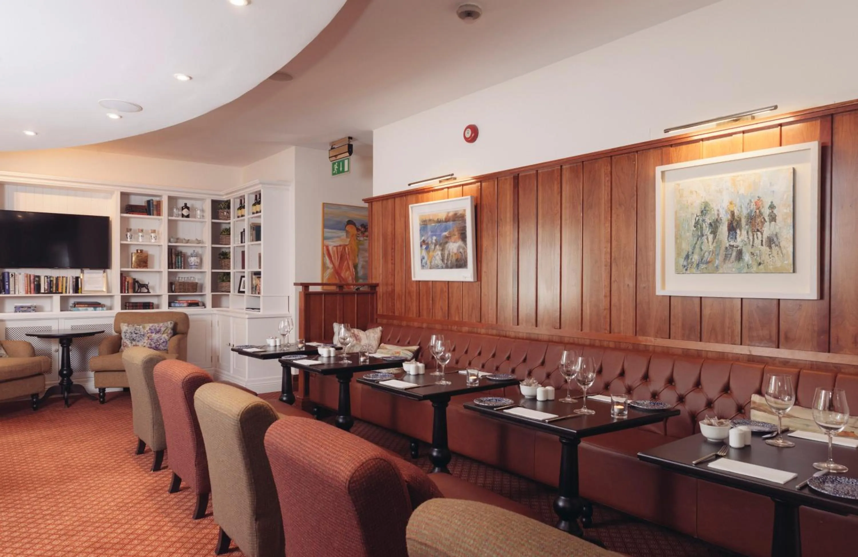 Restaurant/places to eat in The Wyatt Hotel