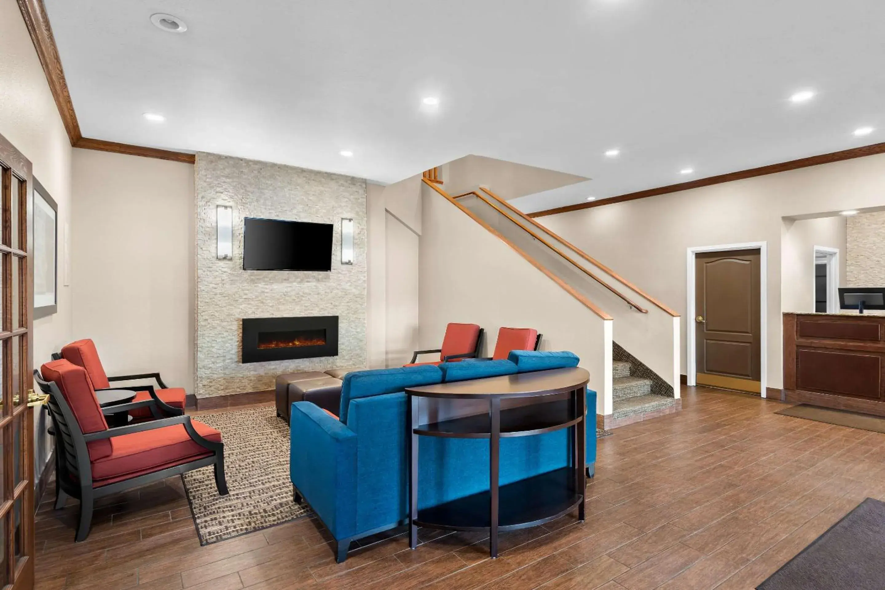 Lobby or reception in Comfort Inn & Suites Independence Lobby or reception in Comfort Inn & Suites Independence