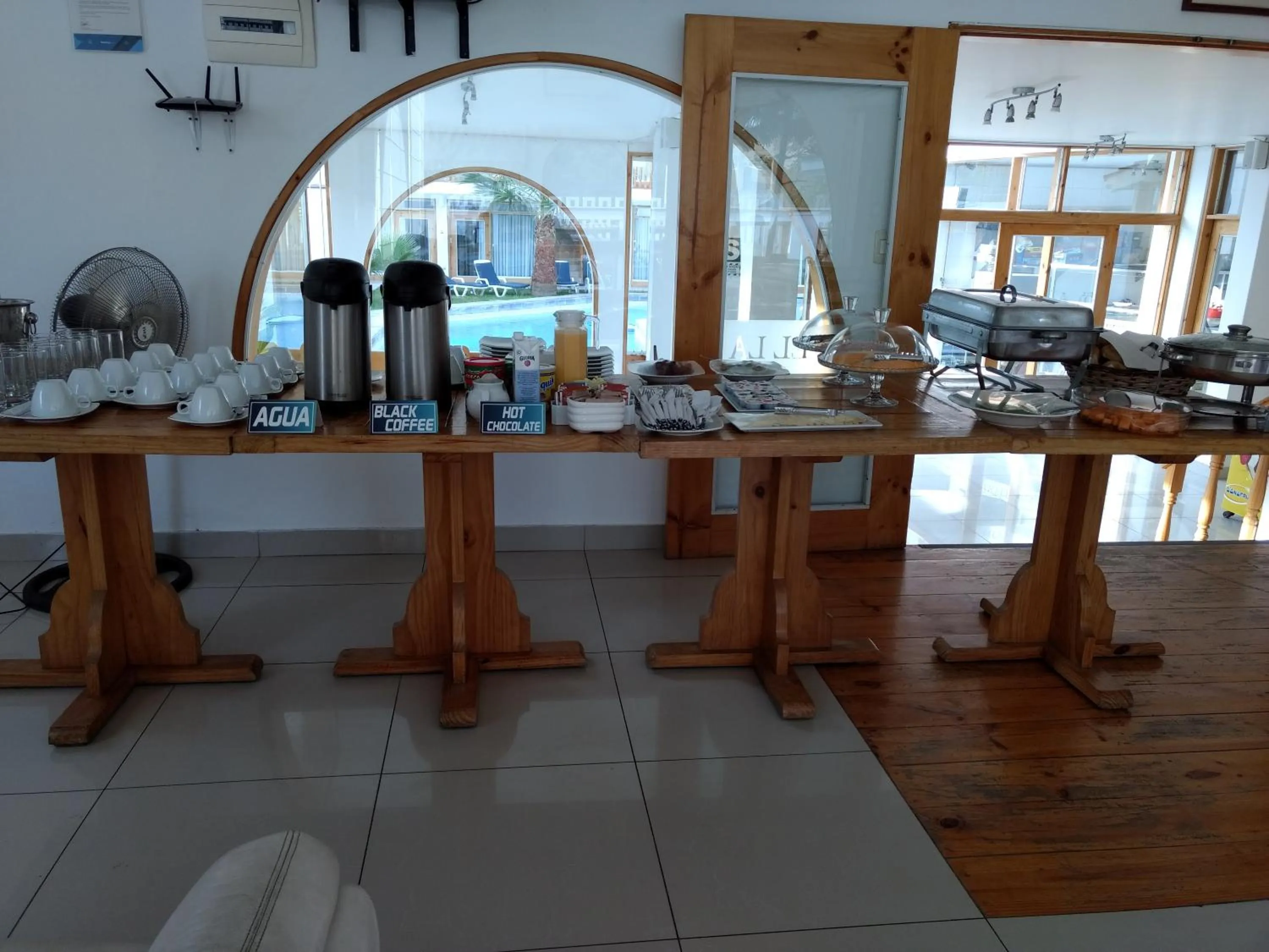 Buffet breakfast in Hotel Boutique La Angostura