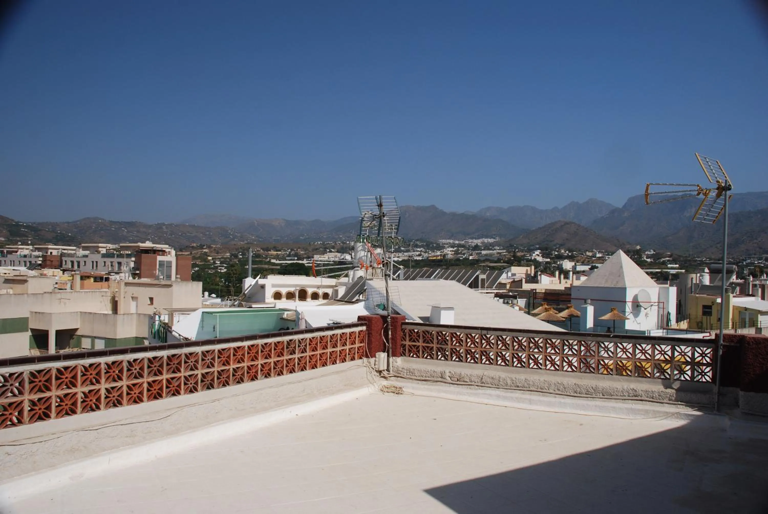 Mini Penthouse close to beach with nice seaviews