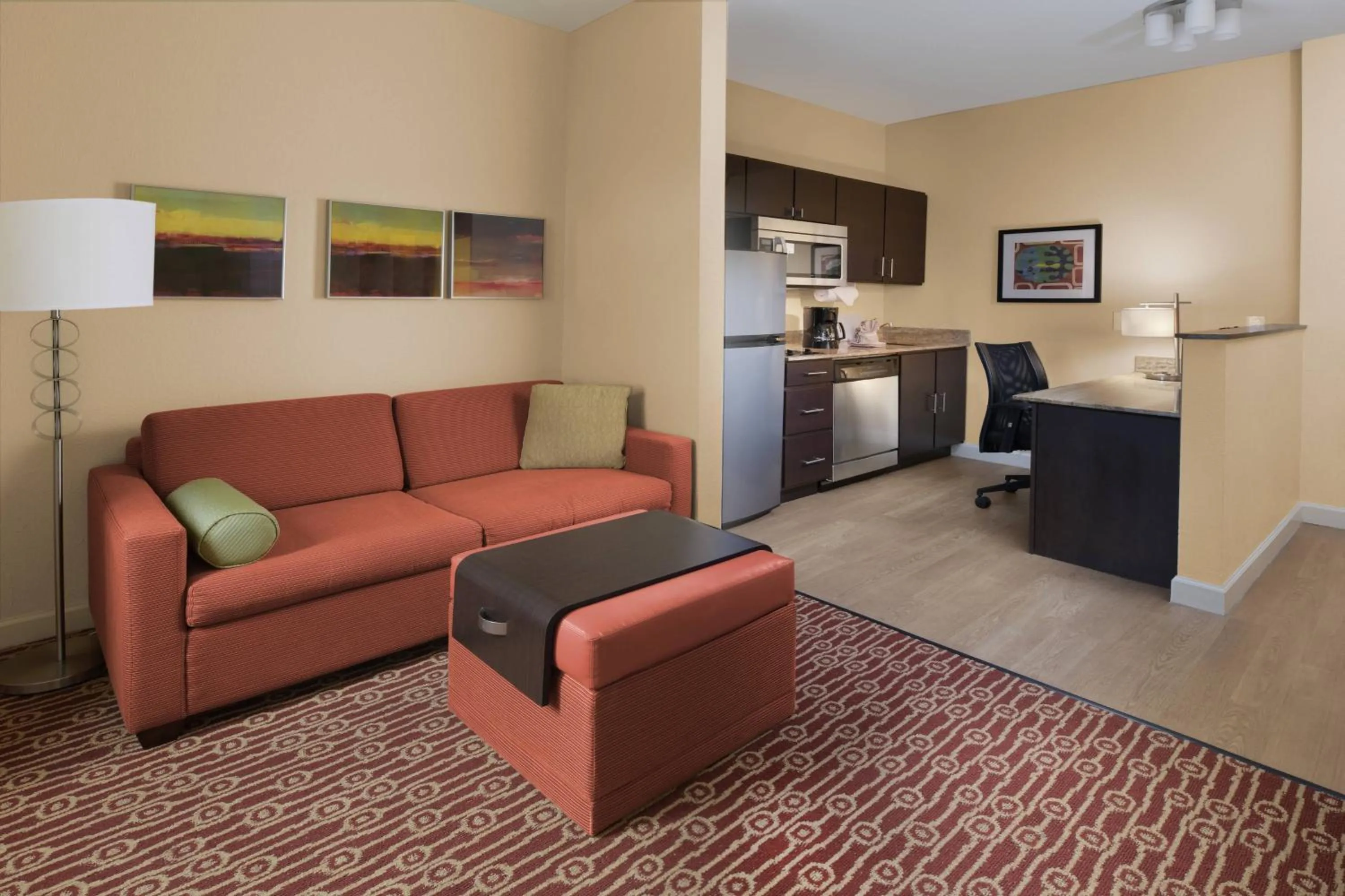 Living room in TownePlace Suites by Marriott Lake Jackson Clute