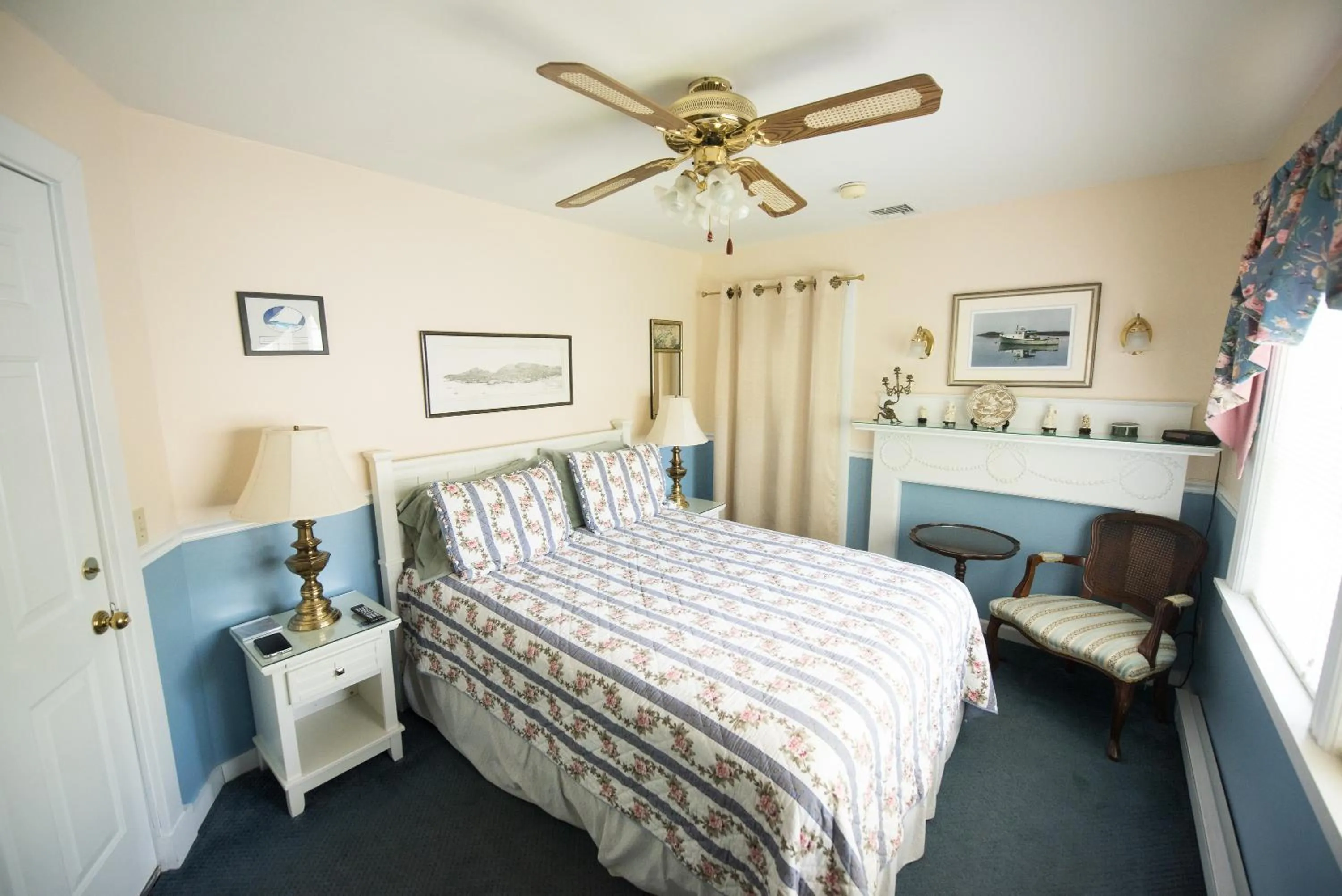 Anne's White Columns Inn