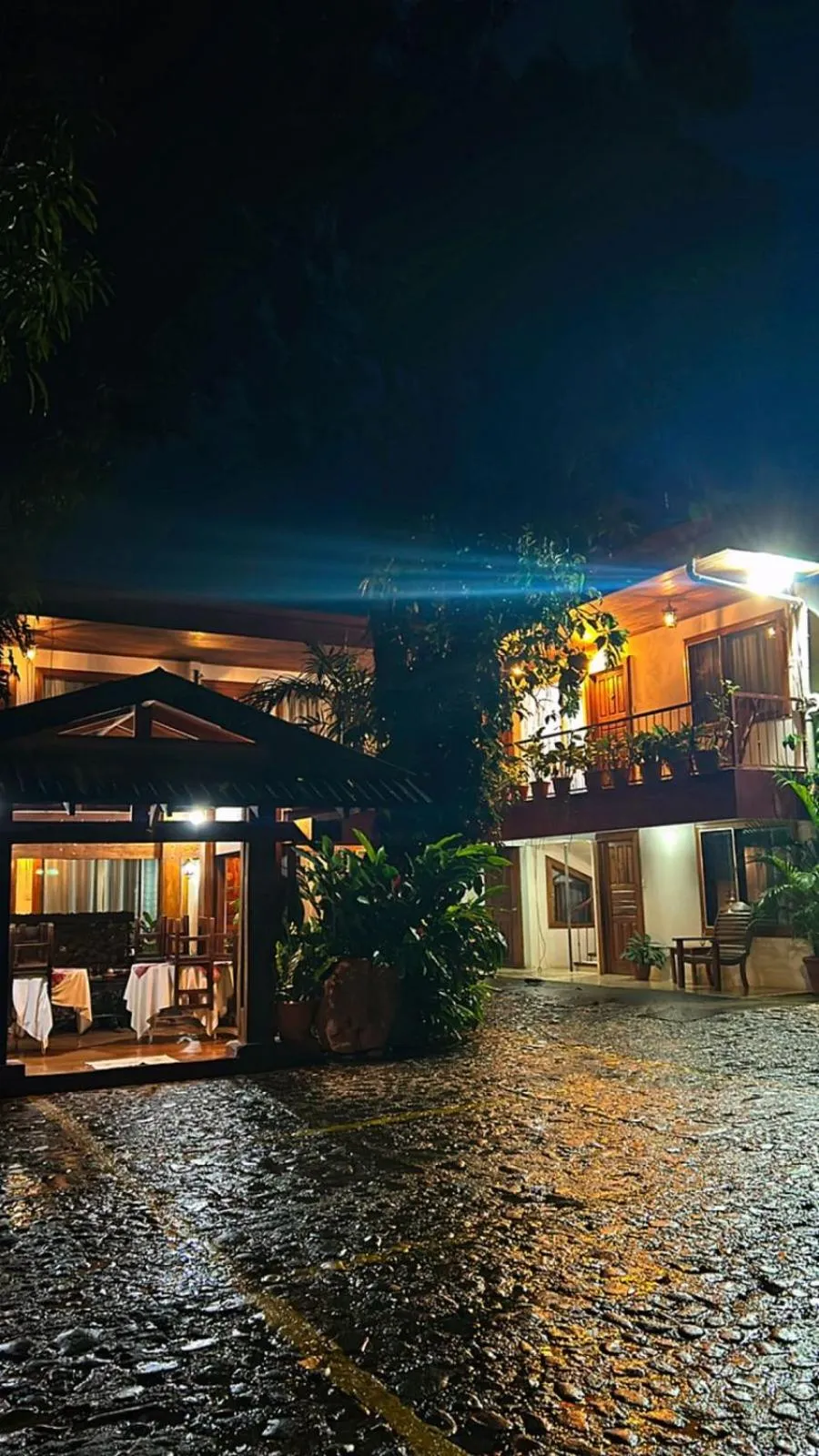 Property building in Hotel Javy