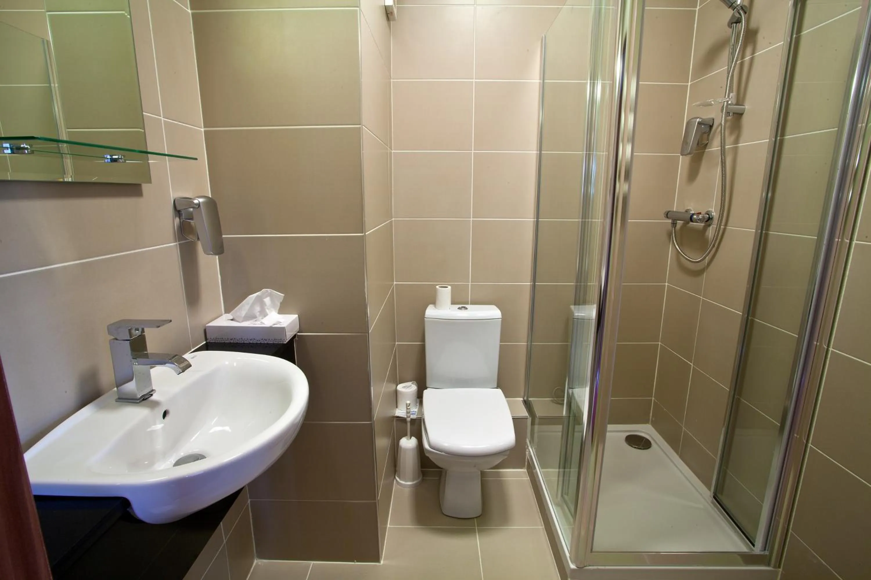 Shower in West County Hotel