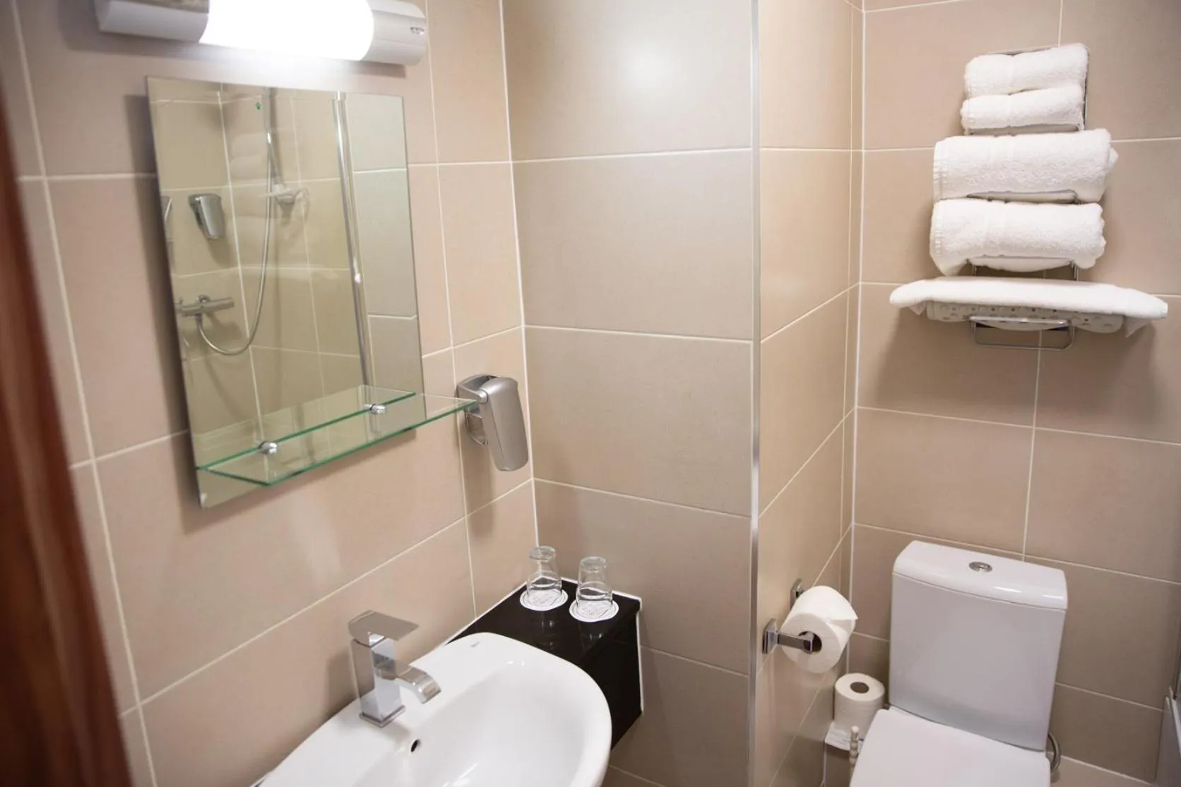 Toilet in West County Hotel