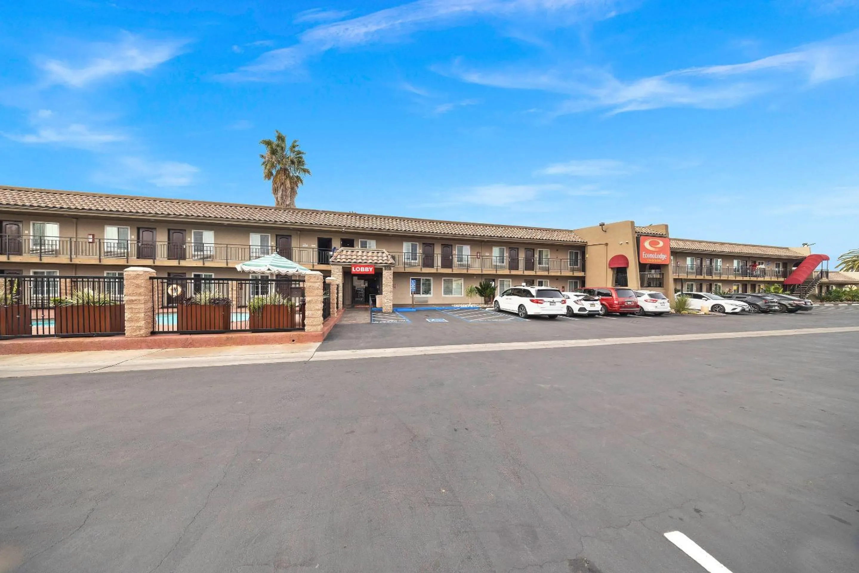 Property building in Econo Lodge Inn & Suites Escondido Downtown