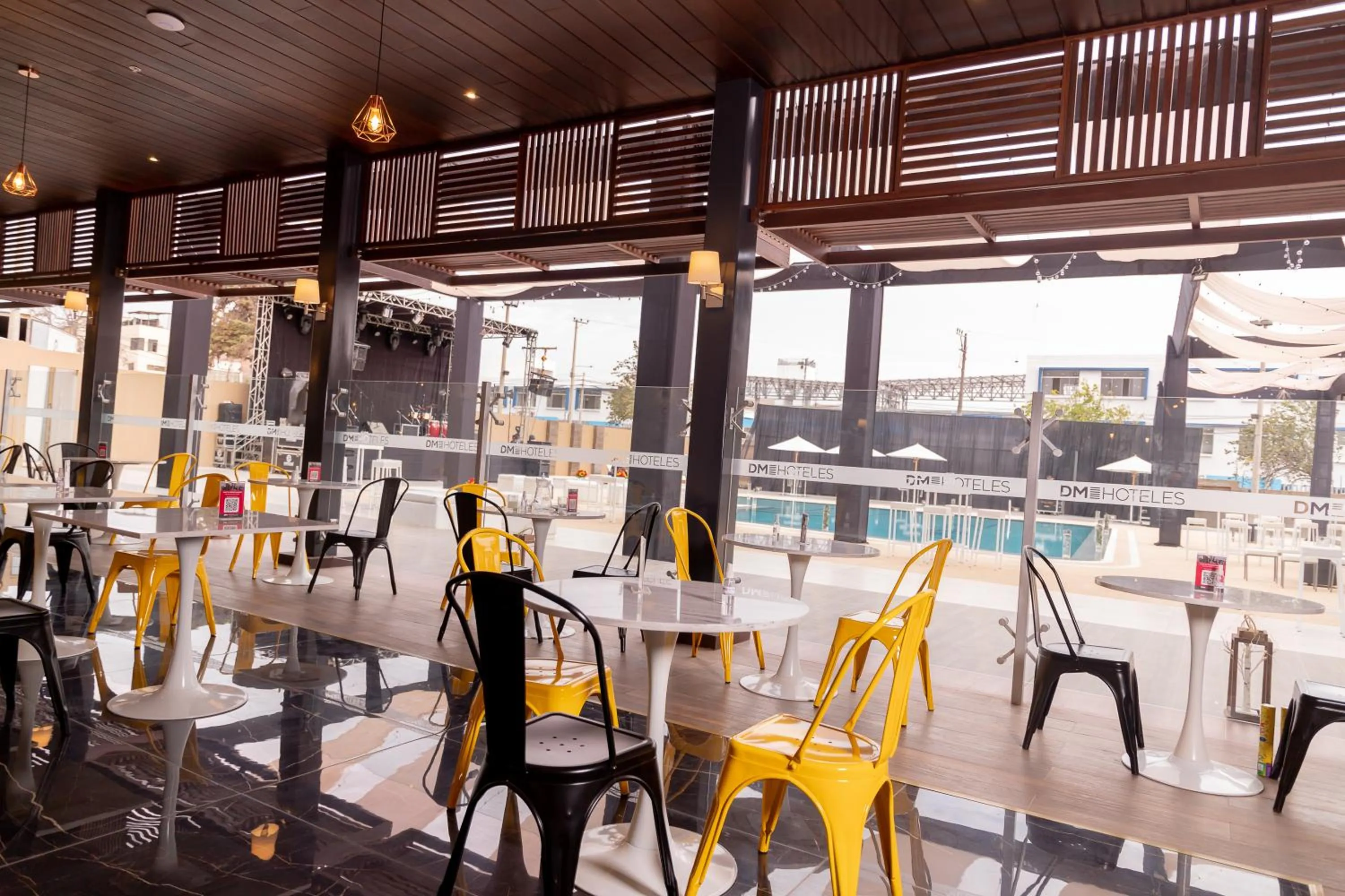 Restaurant/places to eat in DM Hoteles Tacna