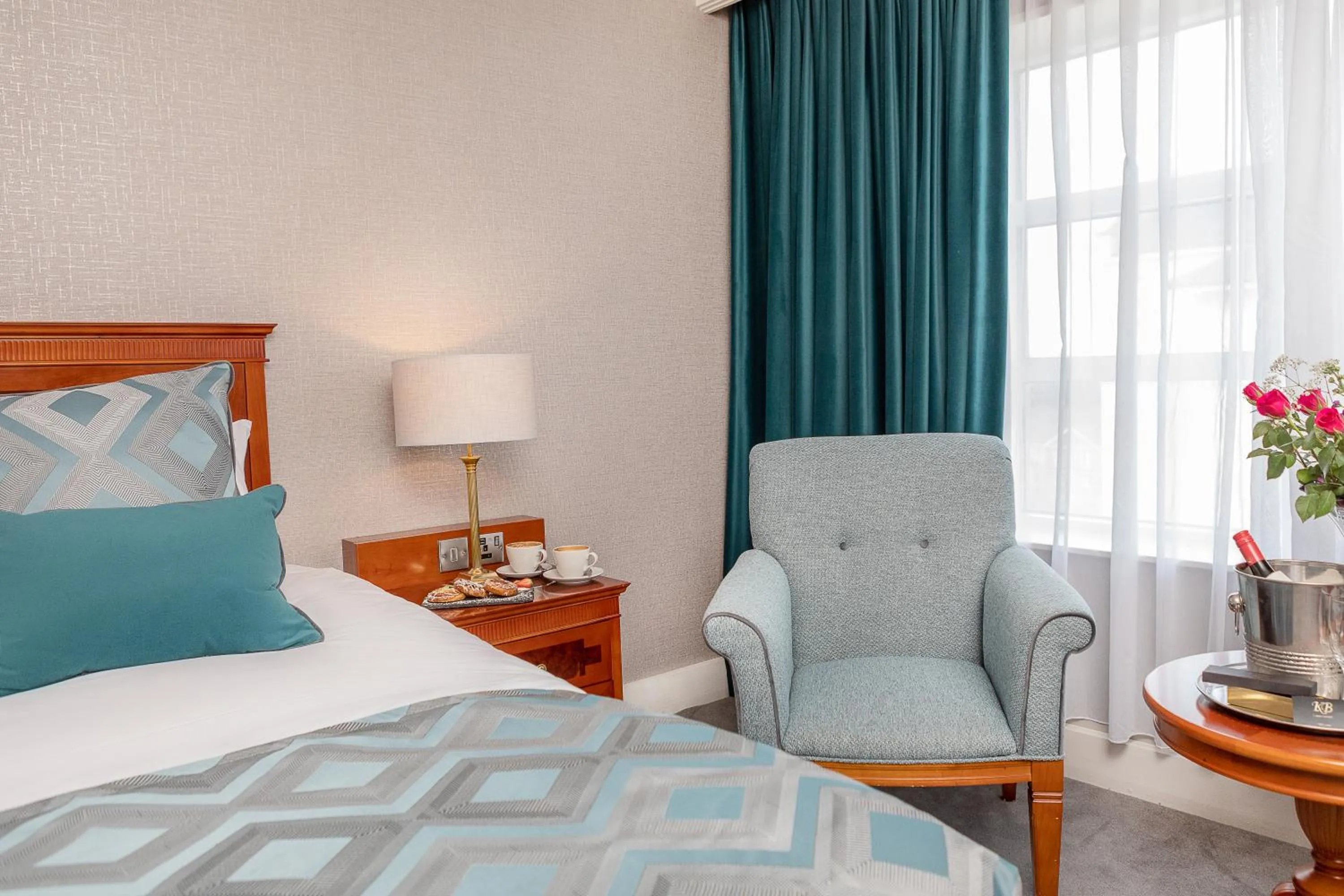 Bed in Knightsbrook Hotel & Golf Resort