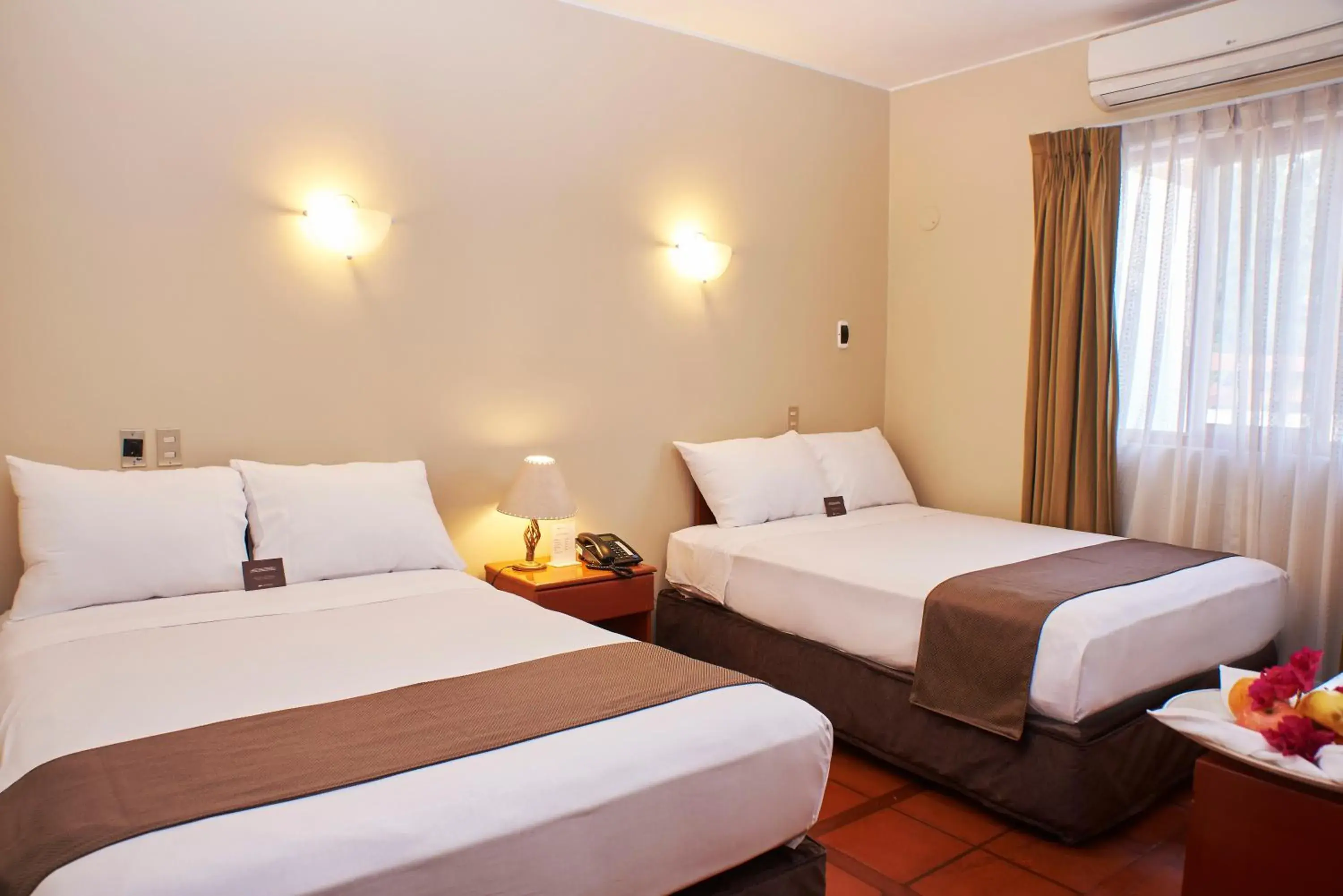 Double Room with Two Double Beds in DM Hoteles Nasca Double Room with Two Double Beds in DM Hoteles Nasca