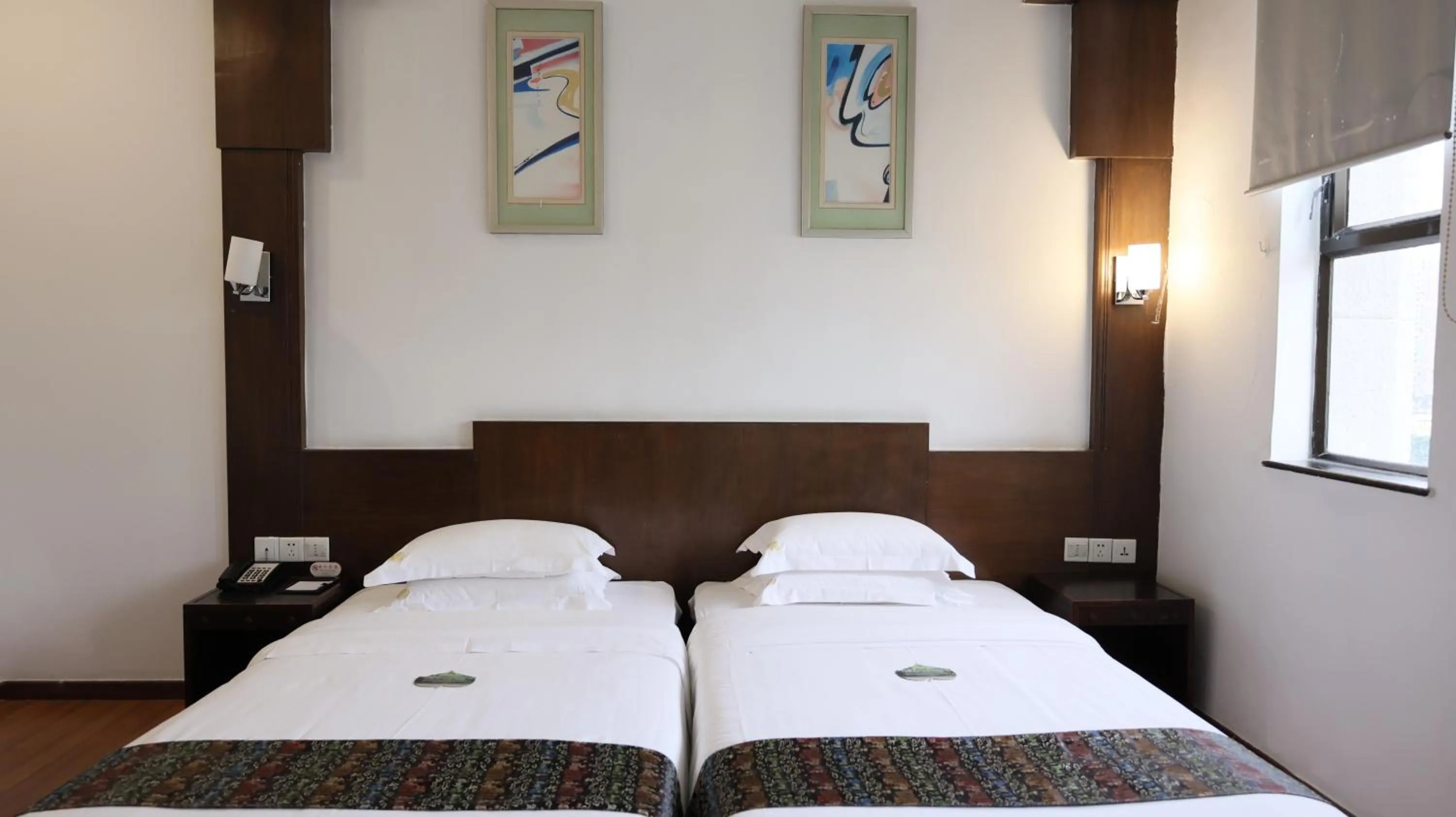 Bed in Guangzhou Aiqun Hotel - Canton Fair Free Shuttle Bus during Canton Fair period